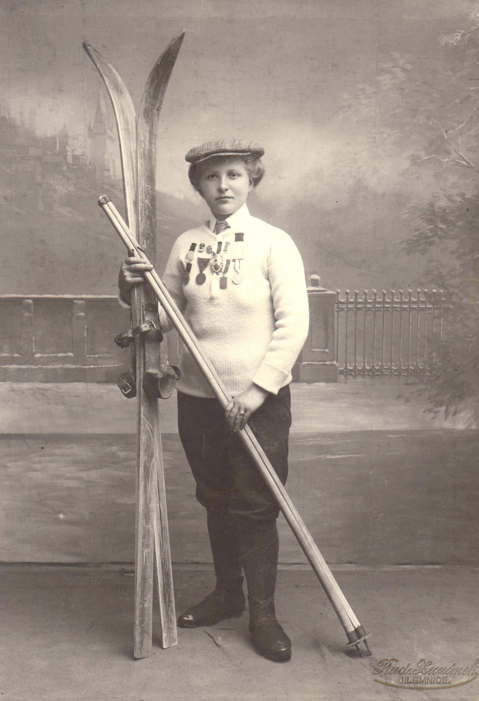 Náhledový obrázek Anna Hanušová, lyžařka - 1