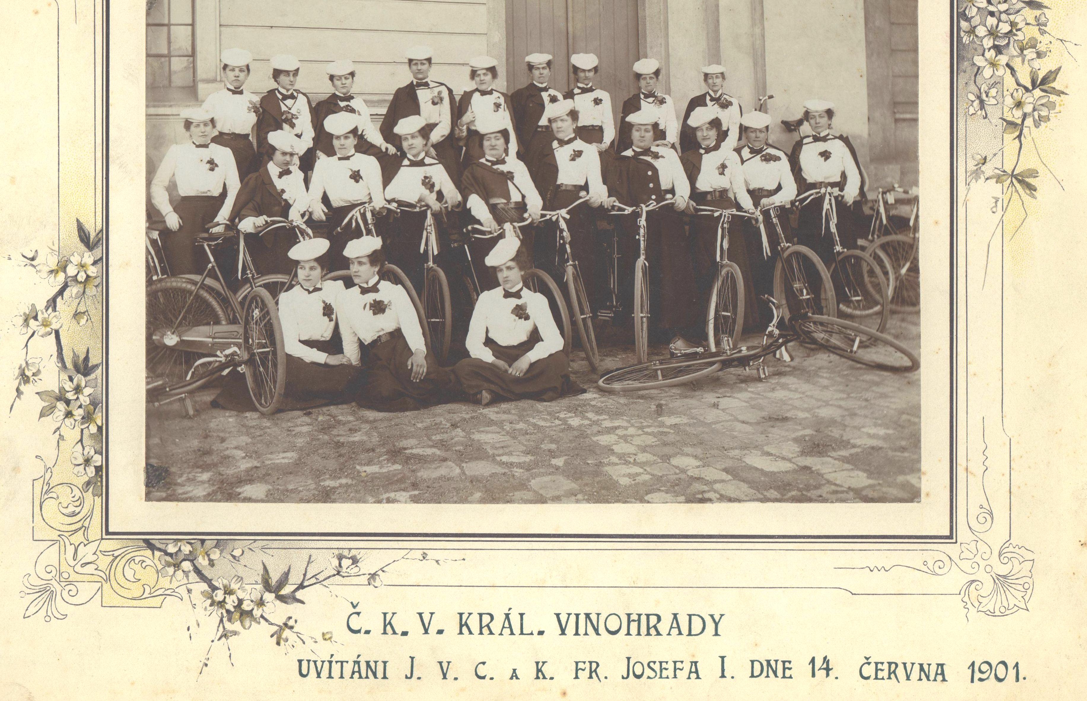 Náhledový obrázek Č.K.V. Královské Vinohrady, cyklistky - 1