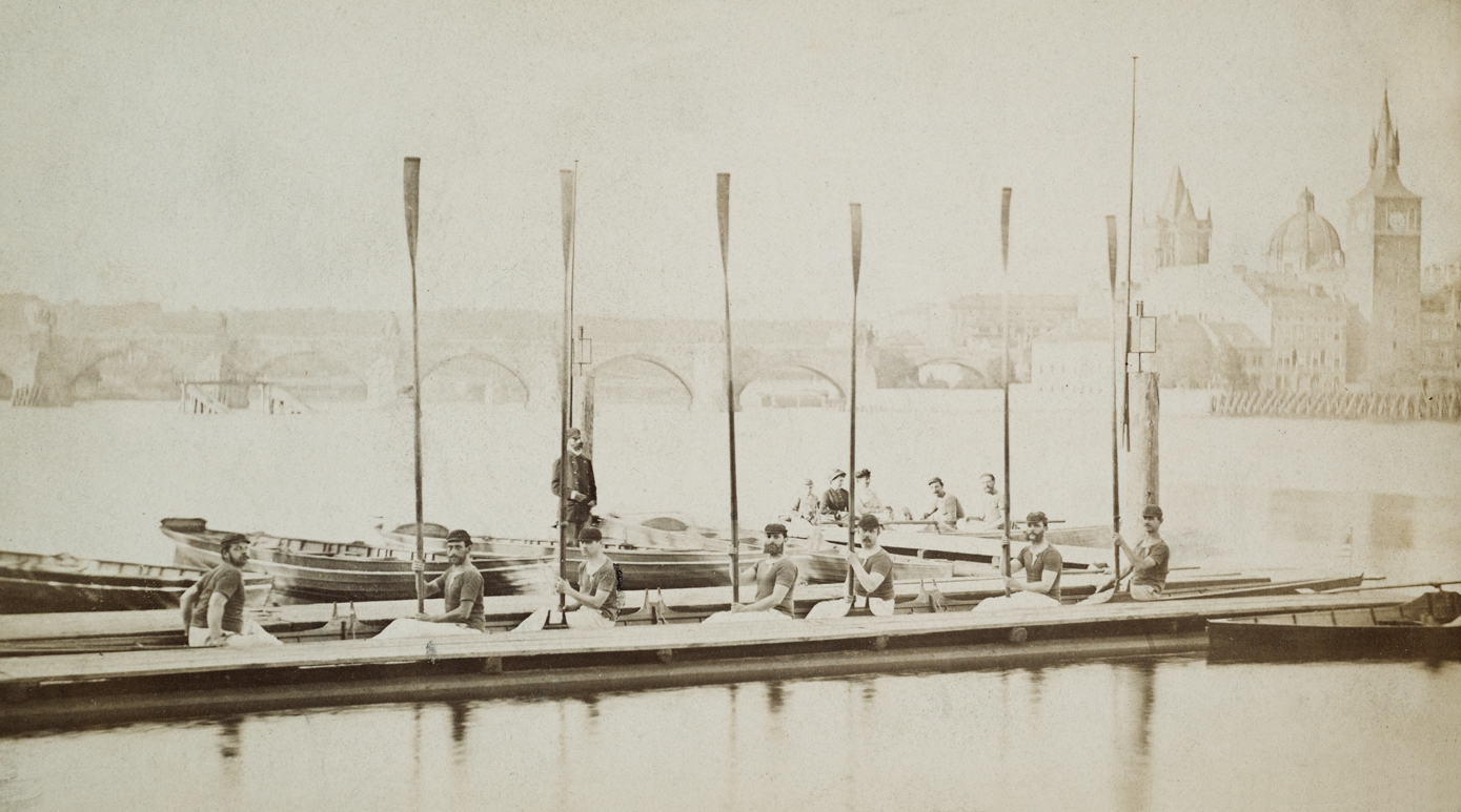 Náhledový obrázek International Rowing Club - 1