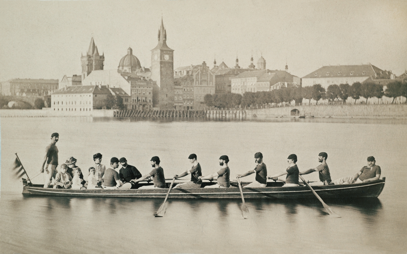 Náhledový obrázek International Rowing Club - 1