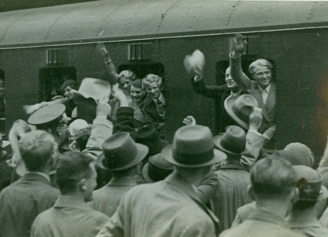 Náhledový obrázek předmětu Odjezd na Ženské světové hry v Londýně 1934