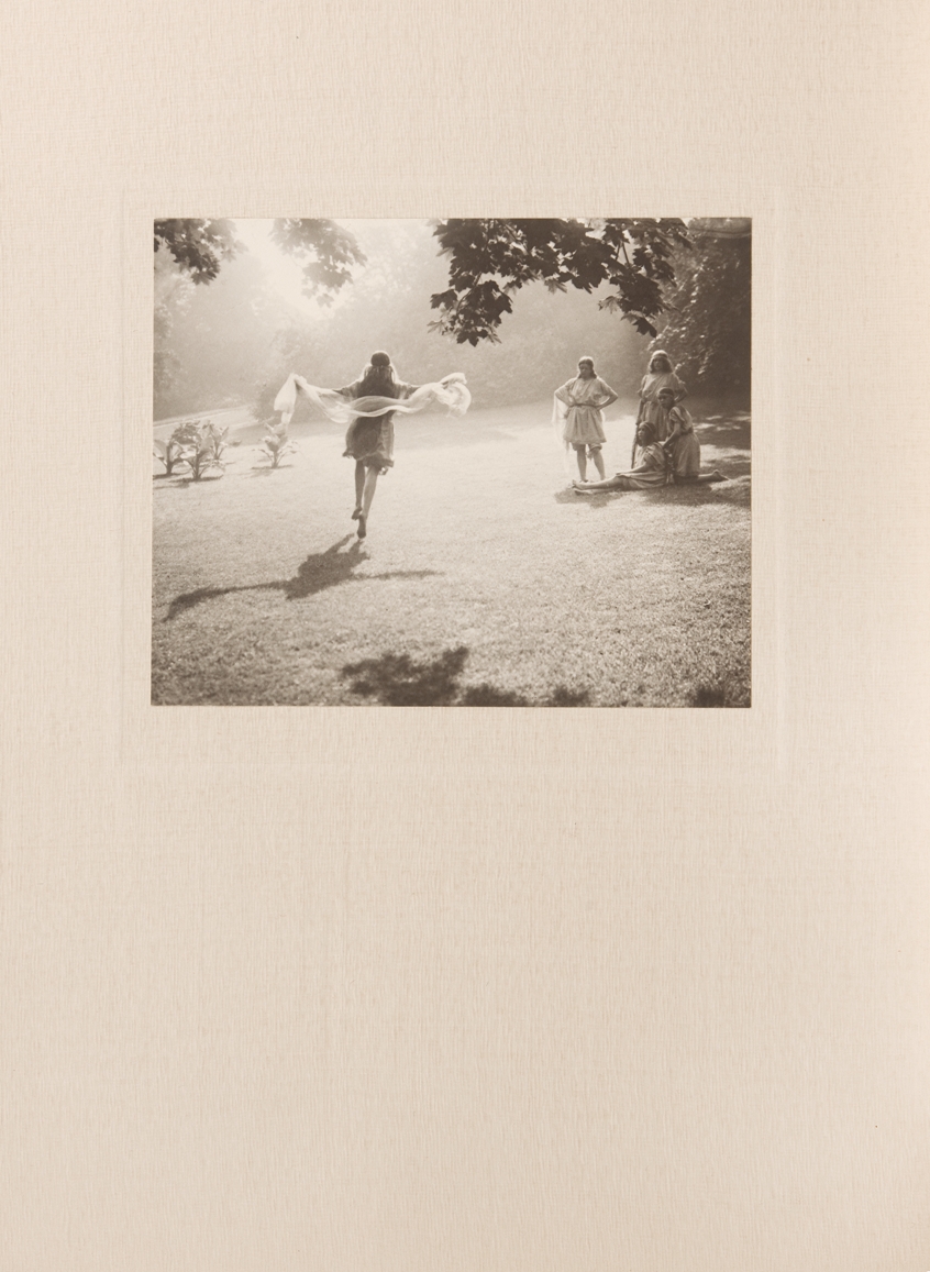 Náhledový obrázek Album s fotografiemi Františka Drtikola pro Sokol Žižkov - 1