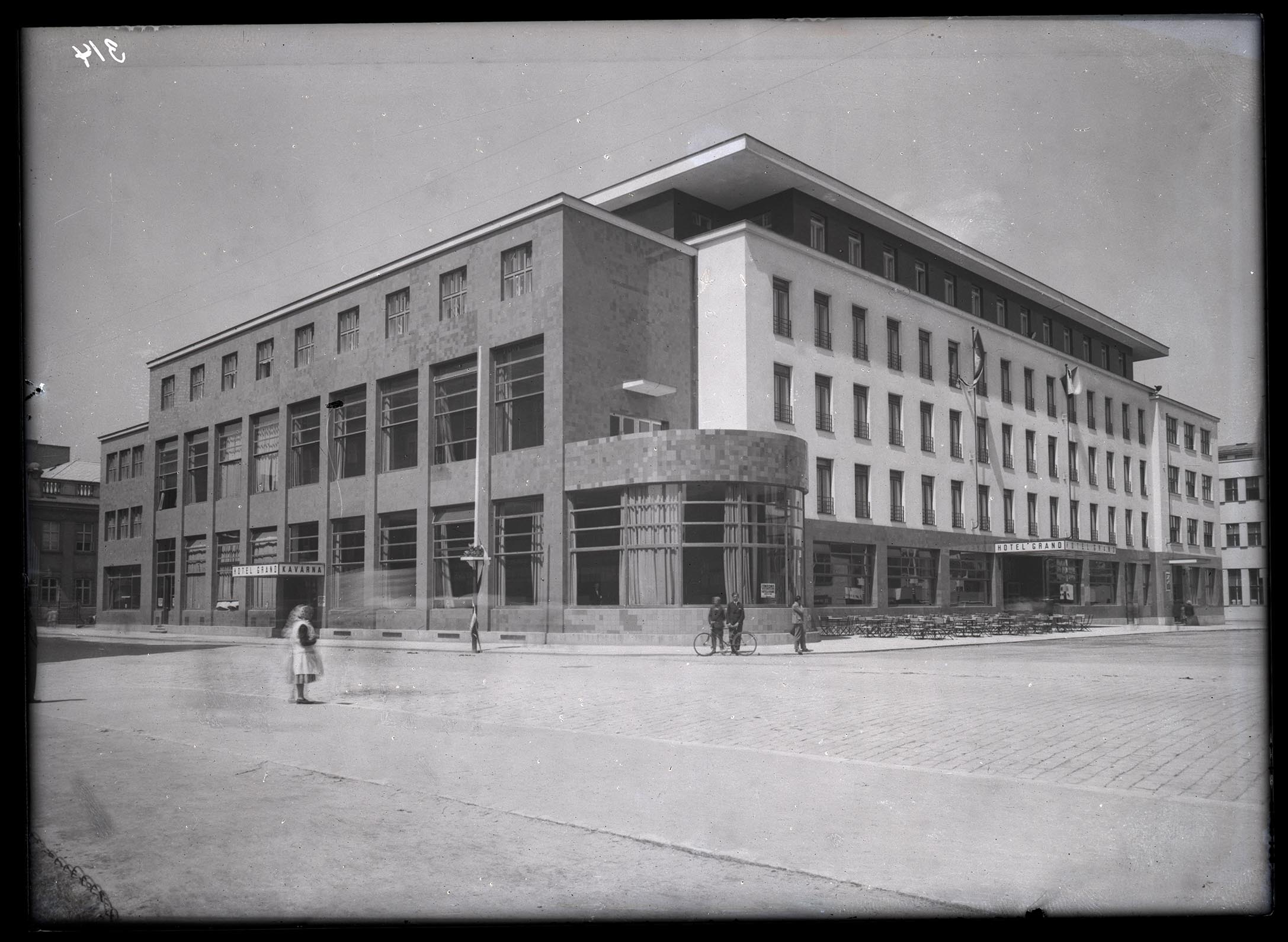 Náhledový obrázek Kavárna a hotel Grand v Pardubicích - 1