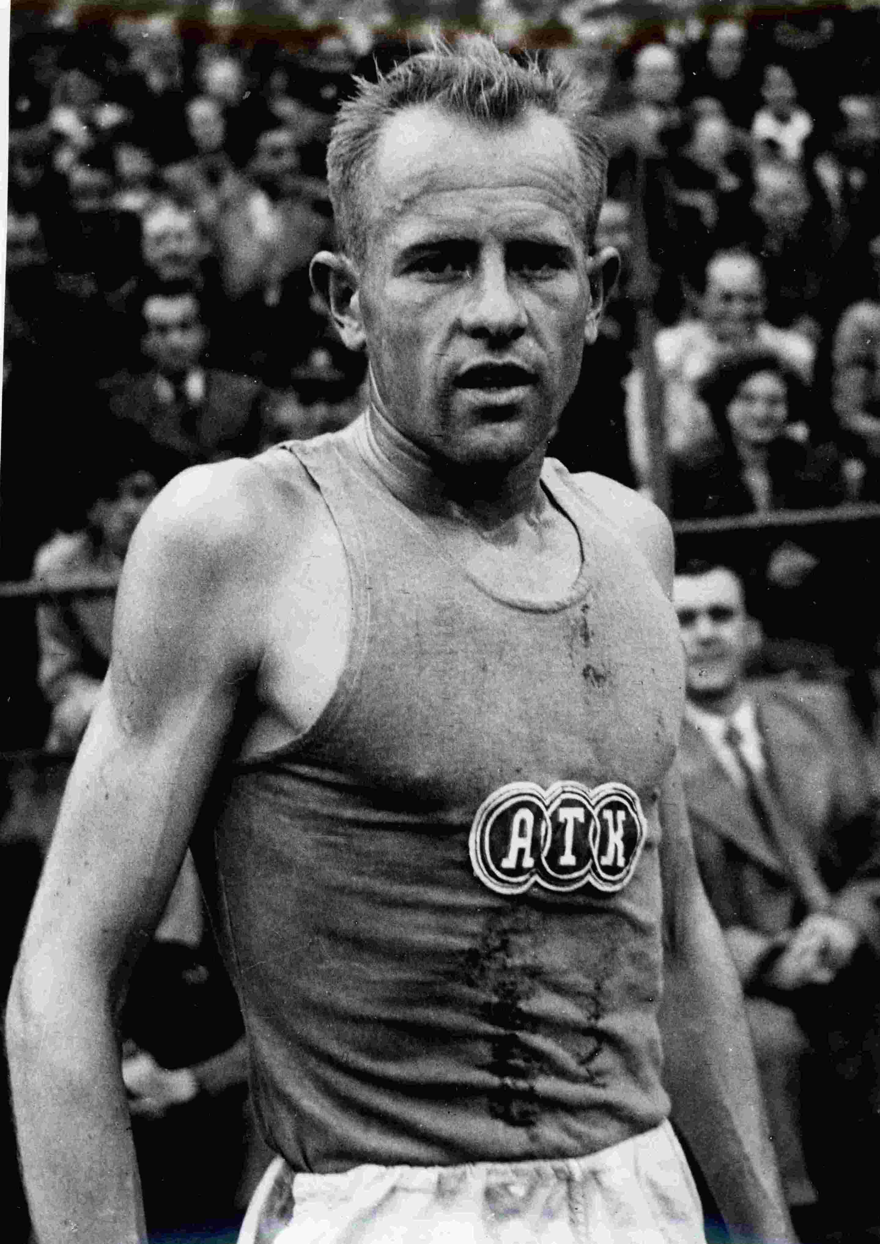 Náhledový obrázek Emil Zátopek v dresu ATK - 1