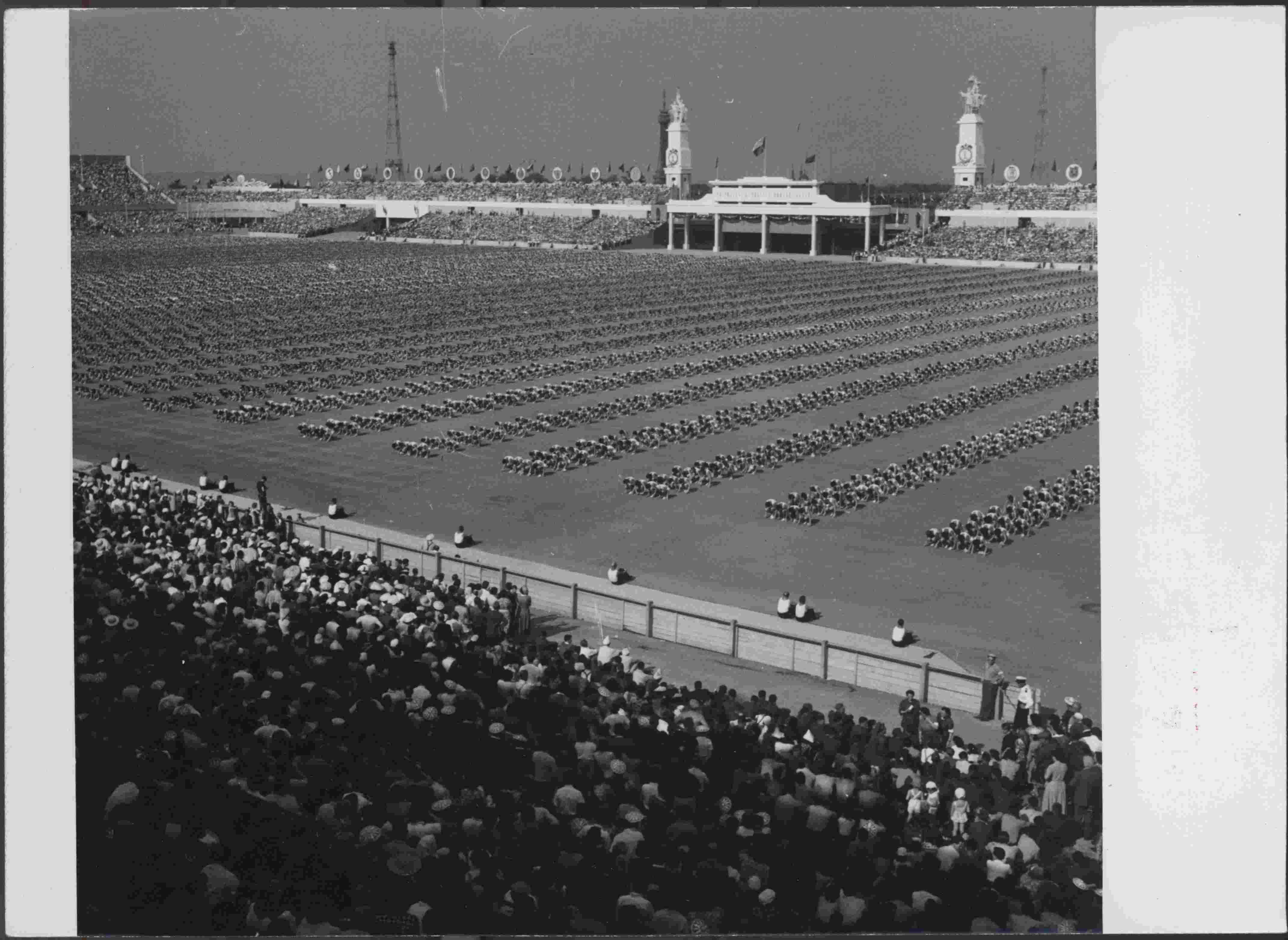 Náhledový obrázek Pohled na strahovský stadion - 1