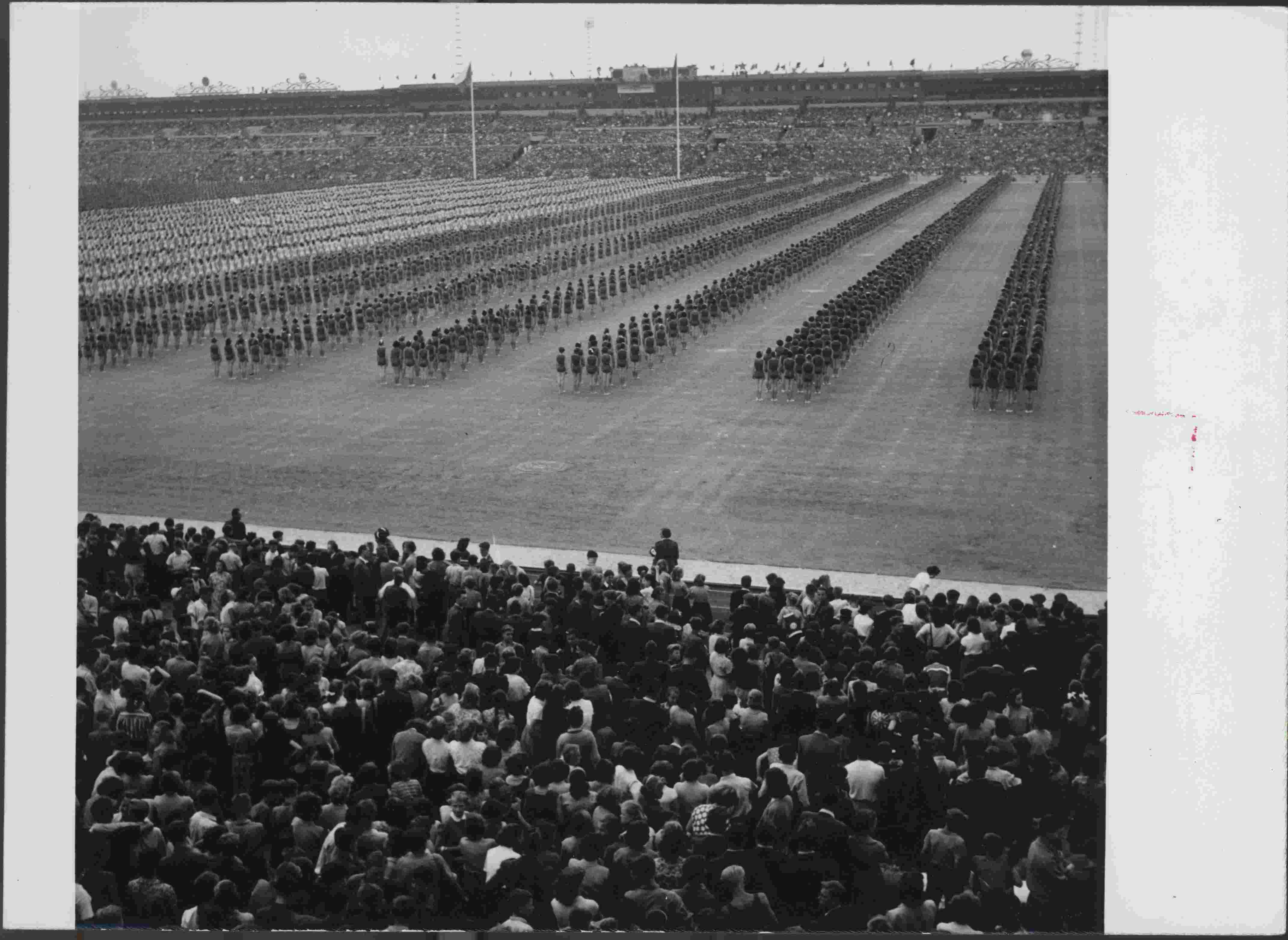 Náhledový obrázek Pohled na strahovský stadion - 1