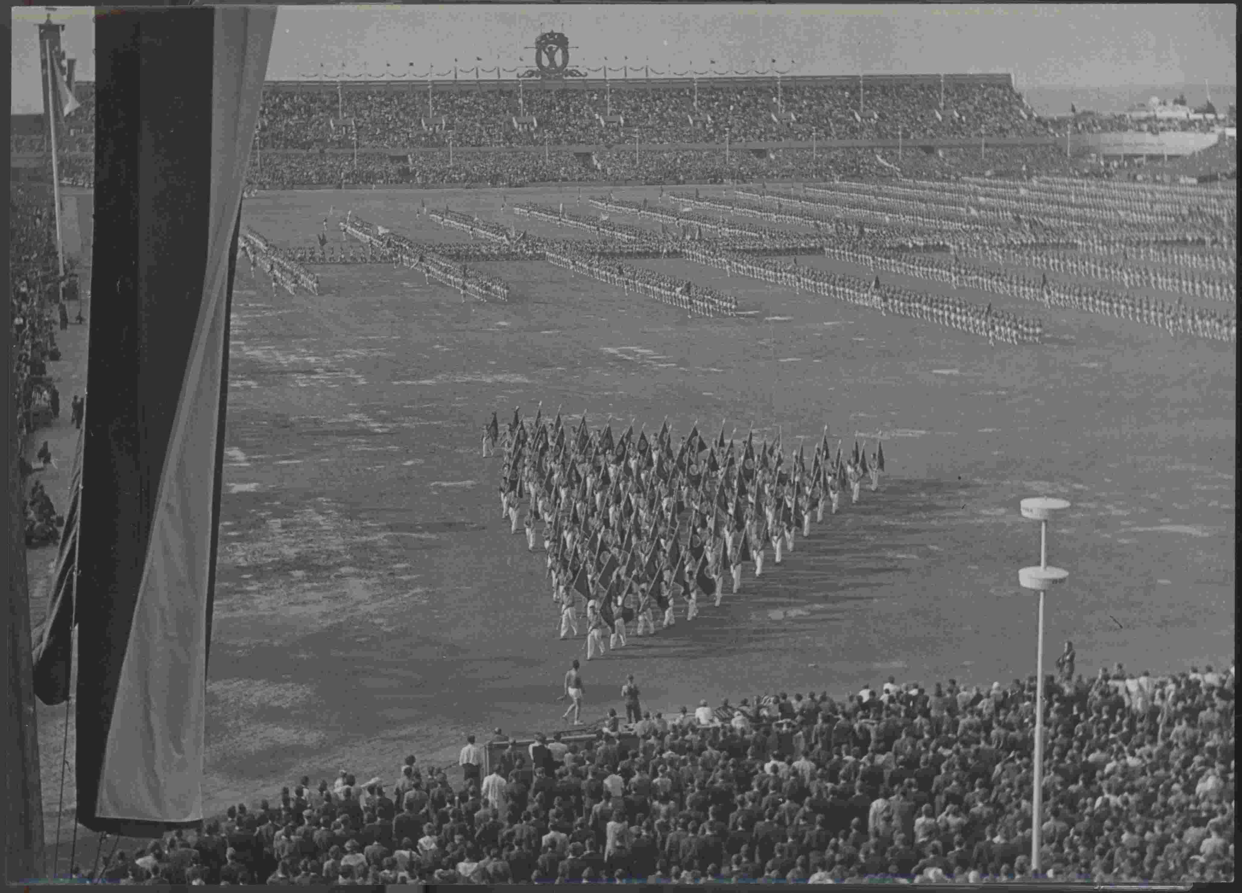 Náhledový obrázek Pohled na strahovský stadion - 1