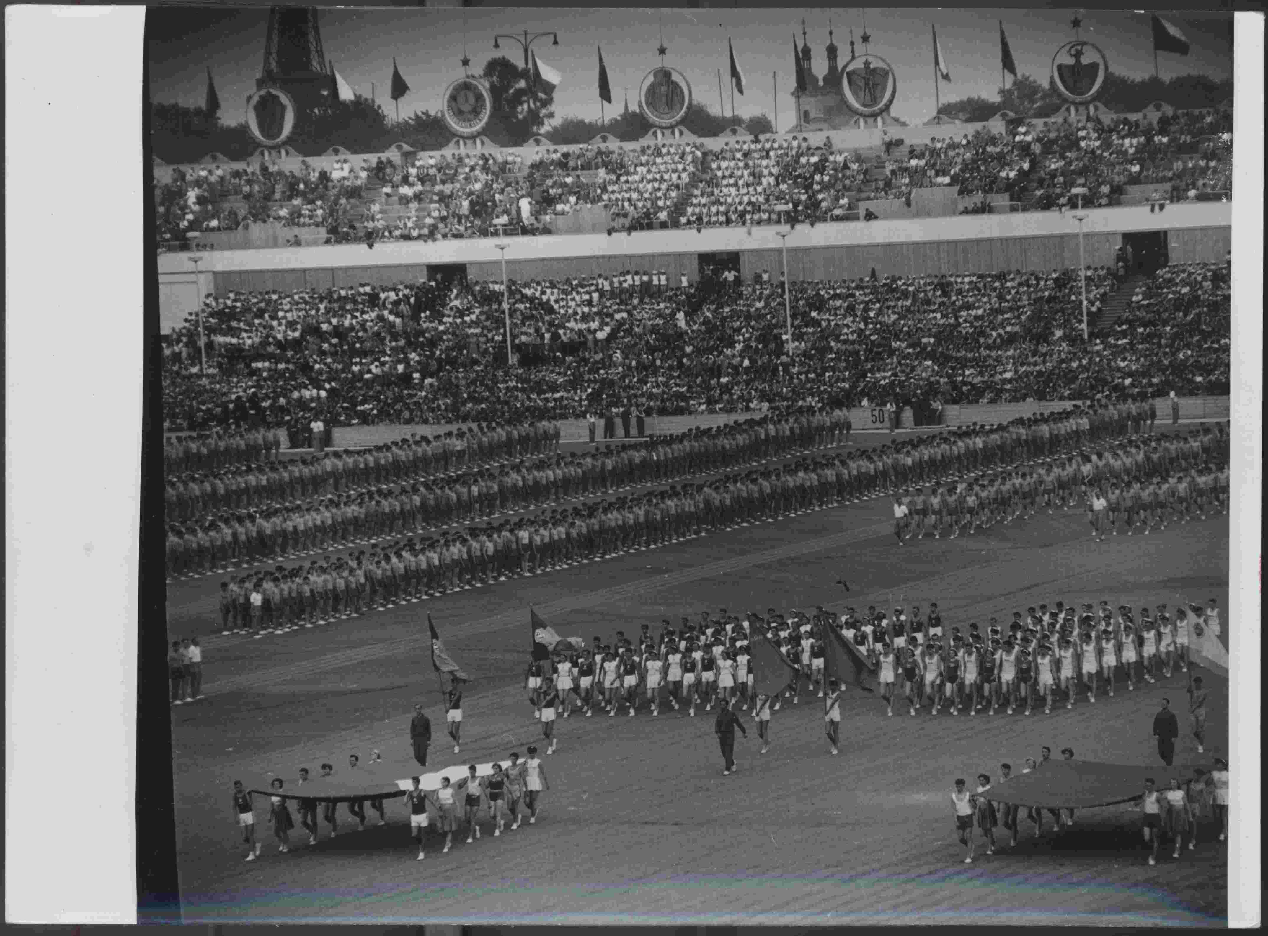Náhledový obrázek Pohled na strahovský stadion - 1