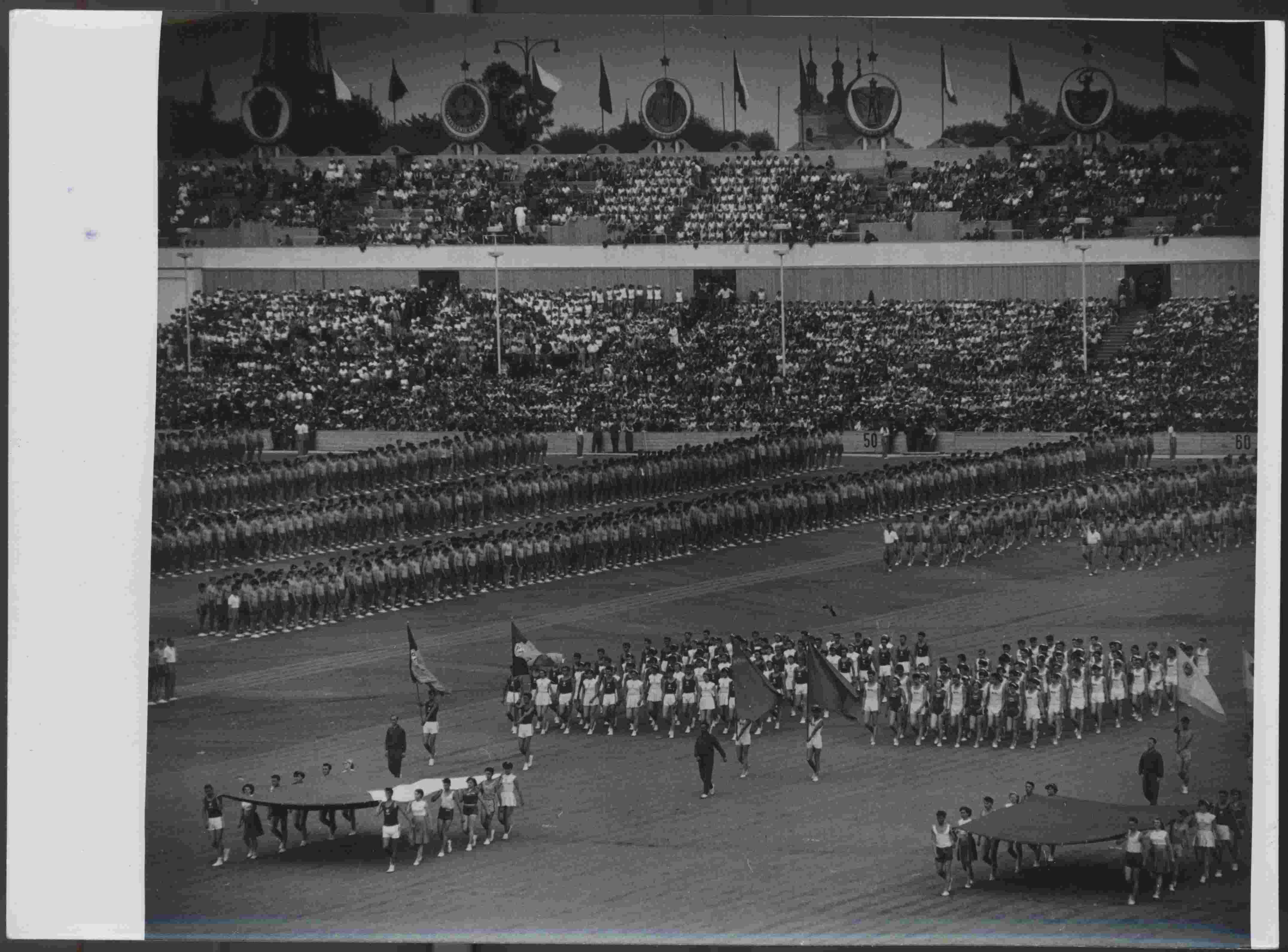 Náhledový obrázek Pohled na strahovský stadion - 1