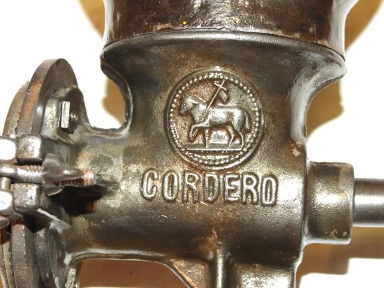 Náhledový obrázek předmětu Mlýnek na obilí Cordero