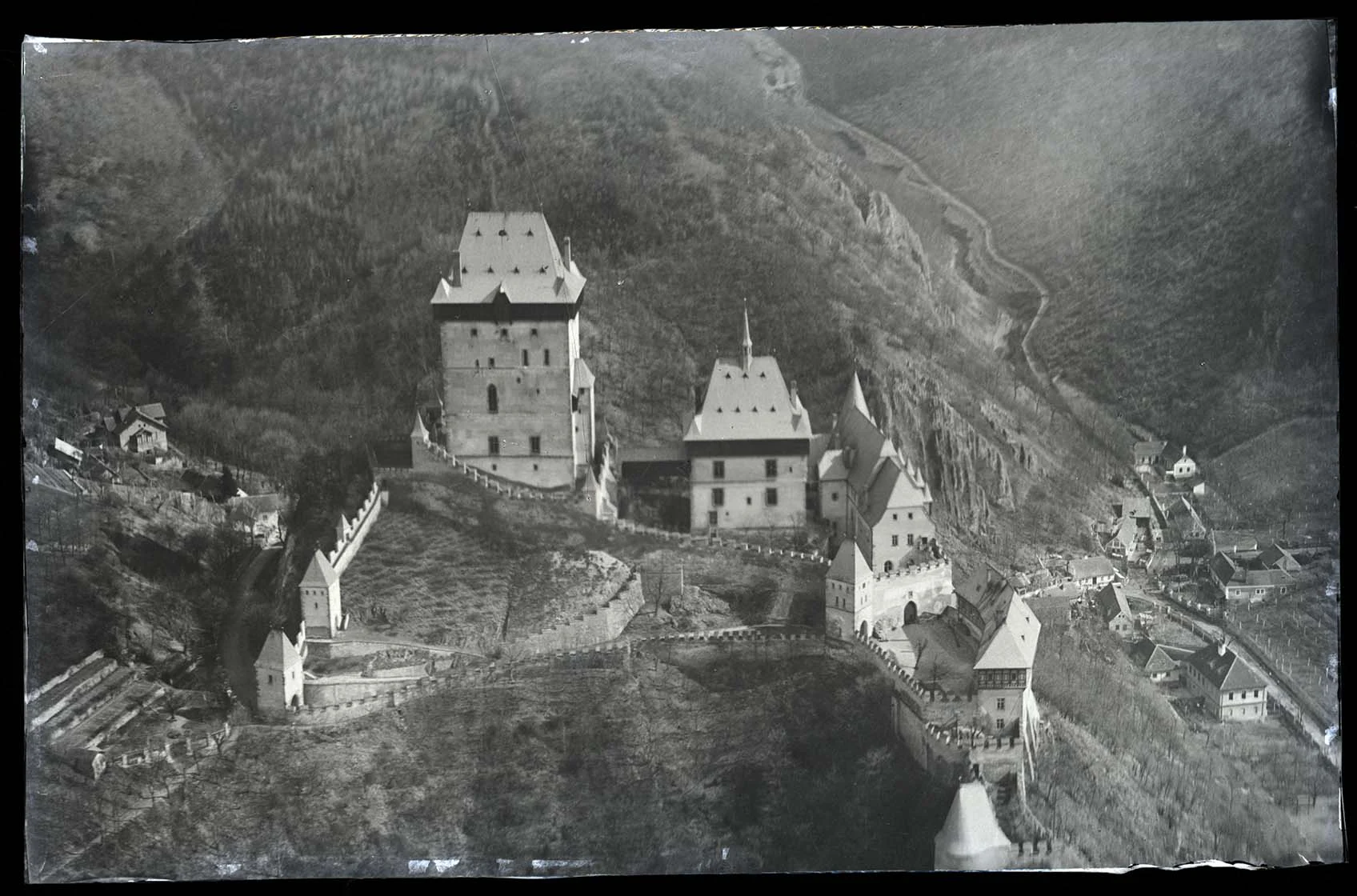 Obrázek Hrad Karlštejn
