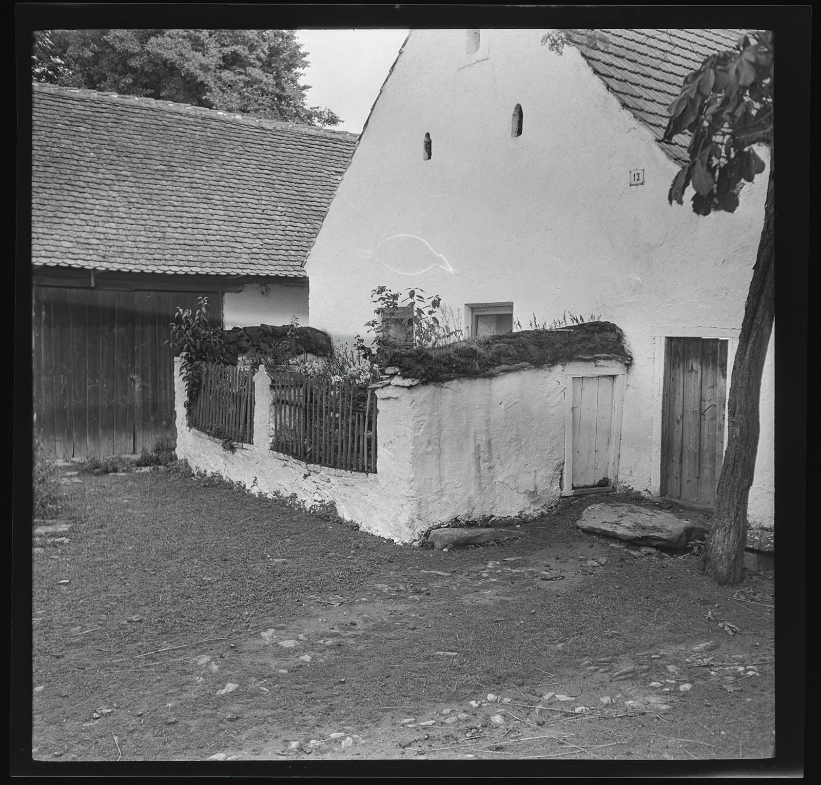 Obrázek Břežany č. p. 13