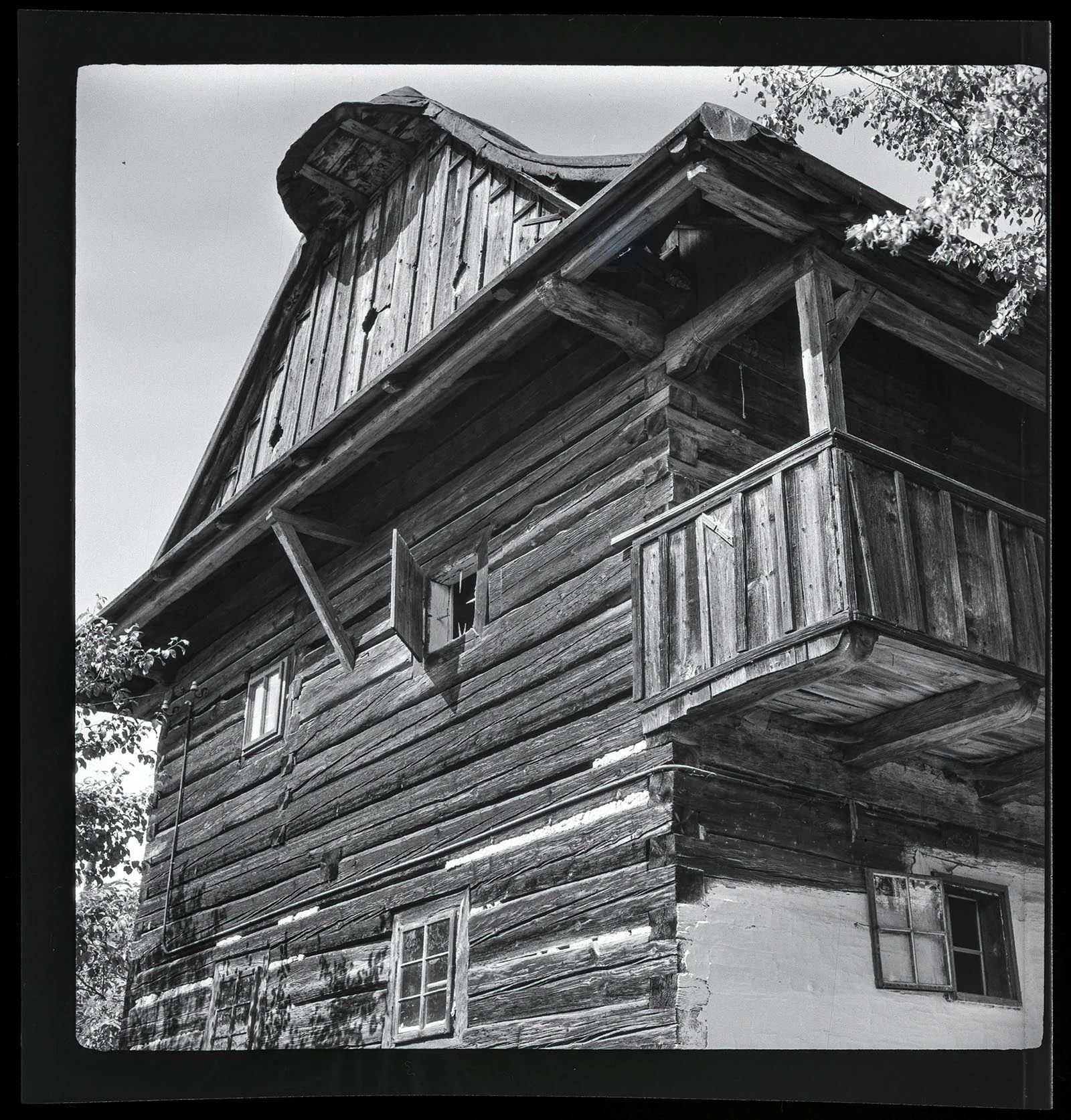 Obrázek Jesenná (Val), stavení z roku 1748