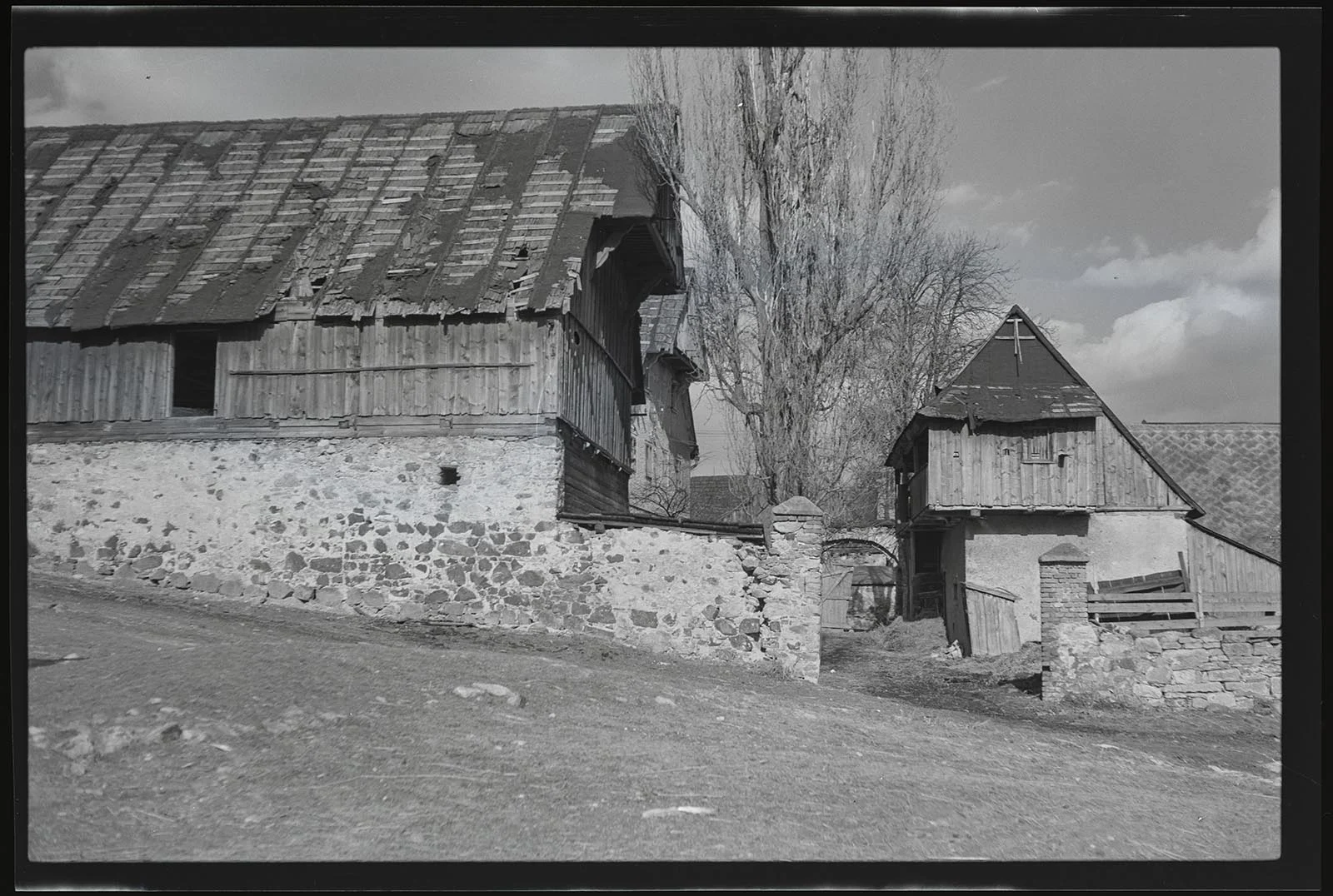 Obrázek Bochov - hospodářské budovy