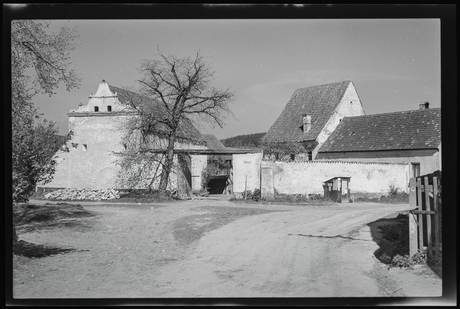 Náhledový obrázek Štekře - stavení - 1