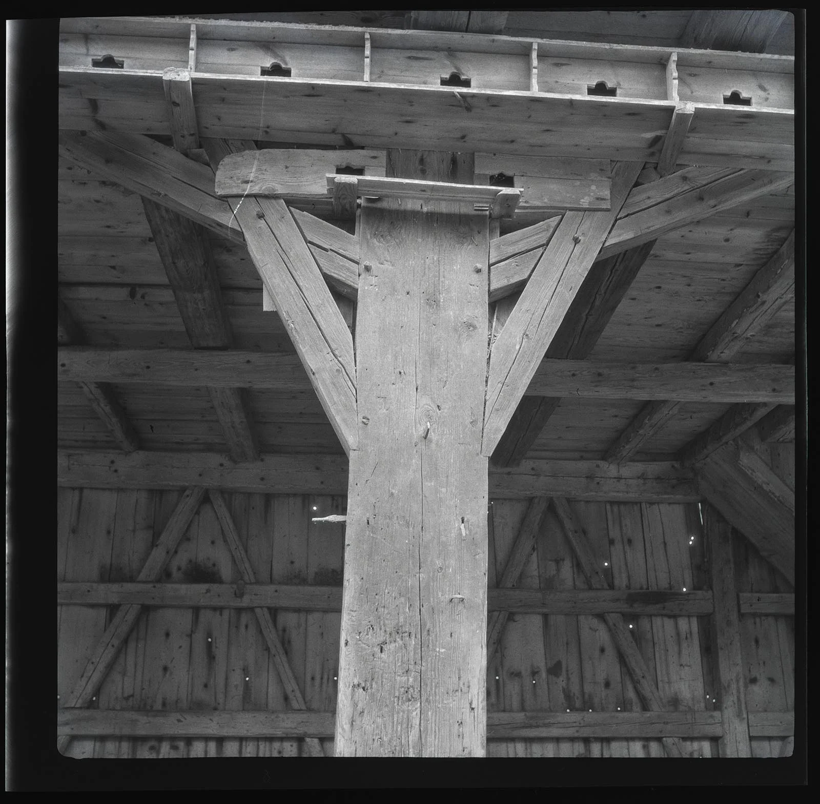 Obrázek Hluboká – osada - Detail krovu