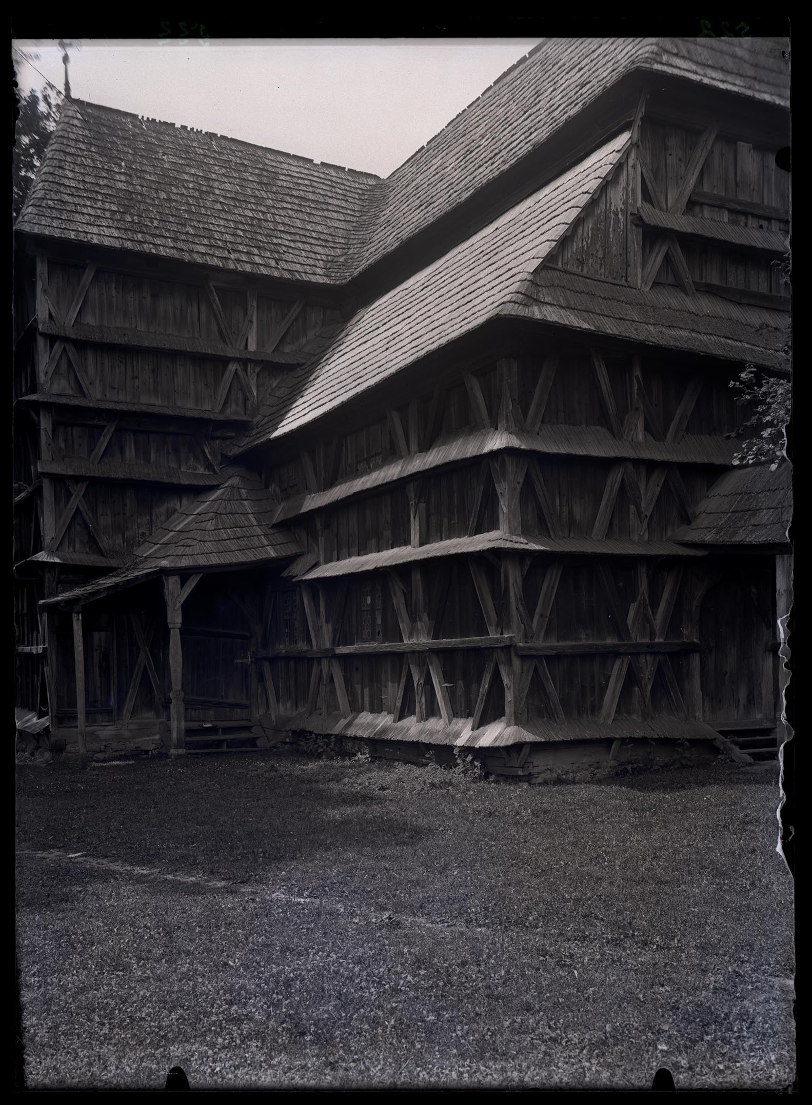 Náhledový obrázek Dřevěný evan. Kostel, Unesco,1726,ve tvaru kříže - 1