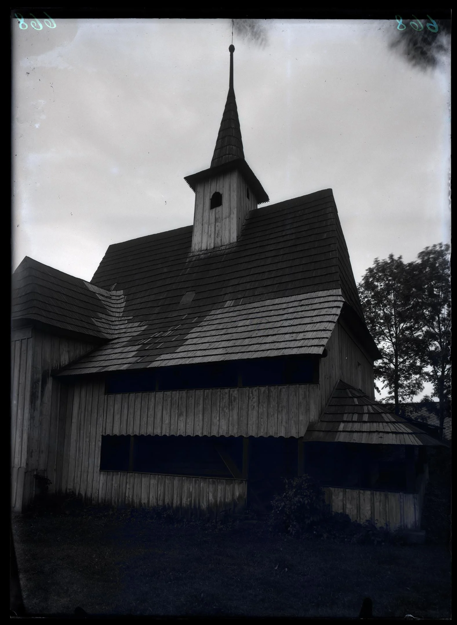 Obrázek Dřevěný kostel sv. Ondřeje, poč. 15. stol.,1551 oprava, změny 17. stol.