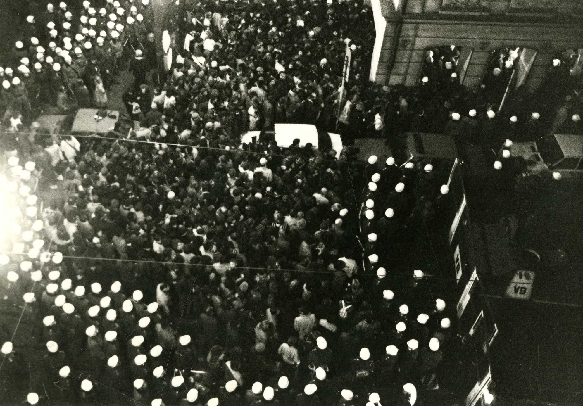 Náhledový obrázek Fotografie z demonstrace 1989 - 3
