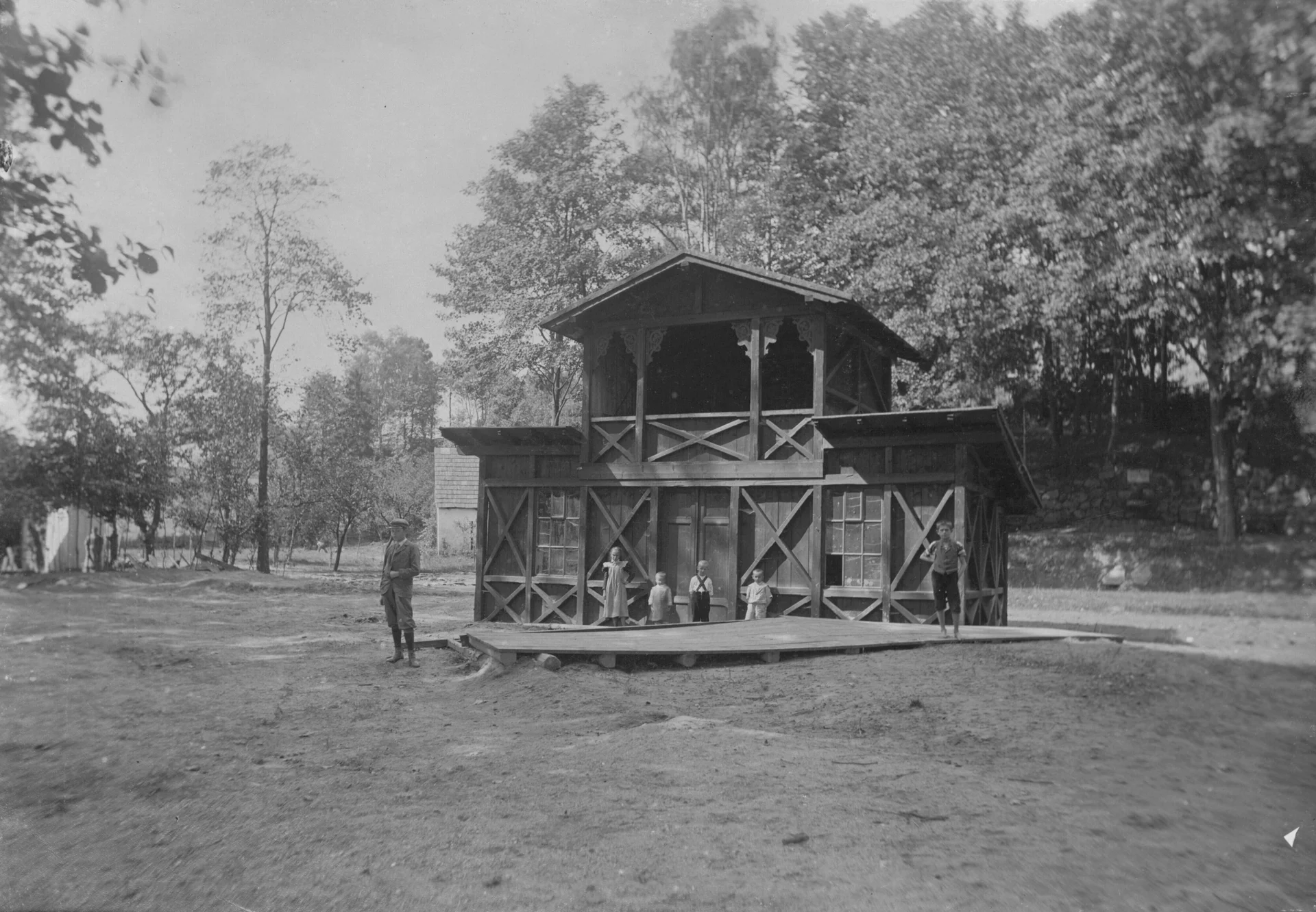 Náhledový obrázek předmětu Povodeň r. 1903: Wesselenyiho zahrada v Jeseníku (čb. fotografie)
