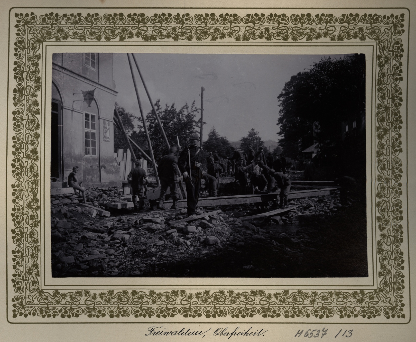 Náhledový obrázek Povodeň r. 1903: Městská část Svoboda v Jeseníku (čb. fotografie) - 1