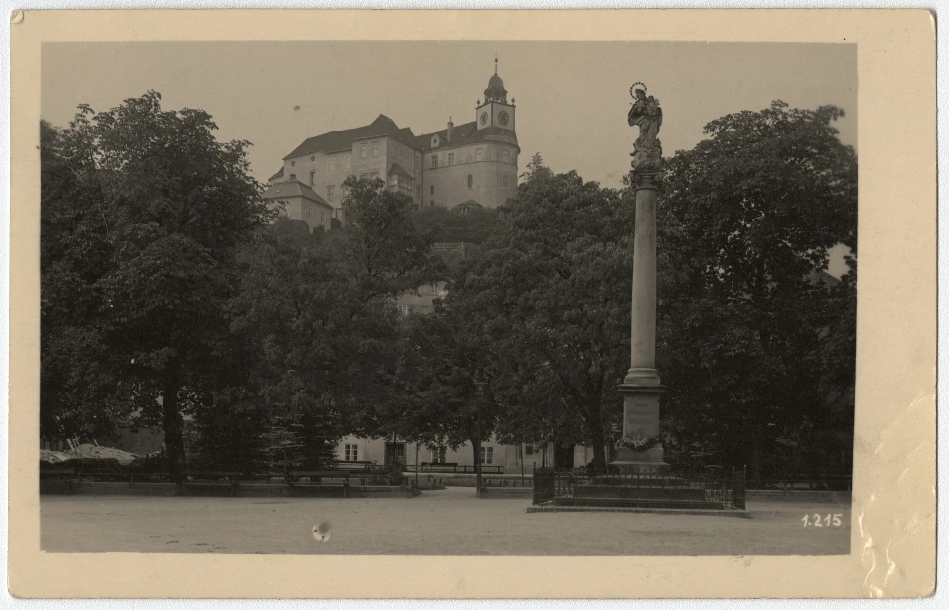 Náhledový obrázek předmětu Náměstí v Javorníku na historické fotografii