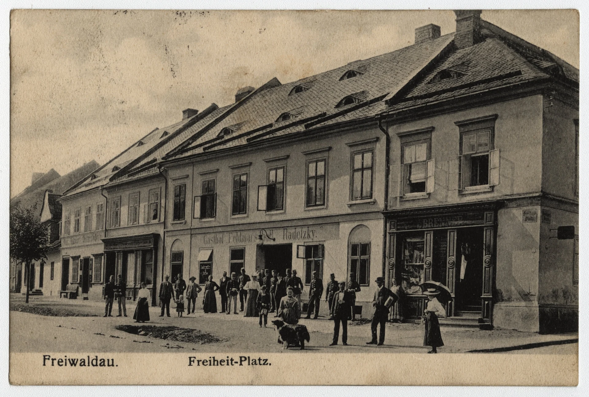 Náhledový obrázek předmětu Hostinec Feldmarschall Radetzky na náměstí Svobody / Freiheit (pohlednice)