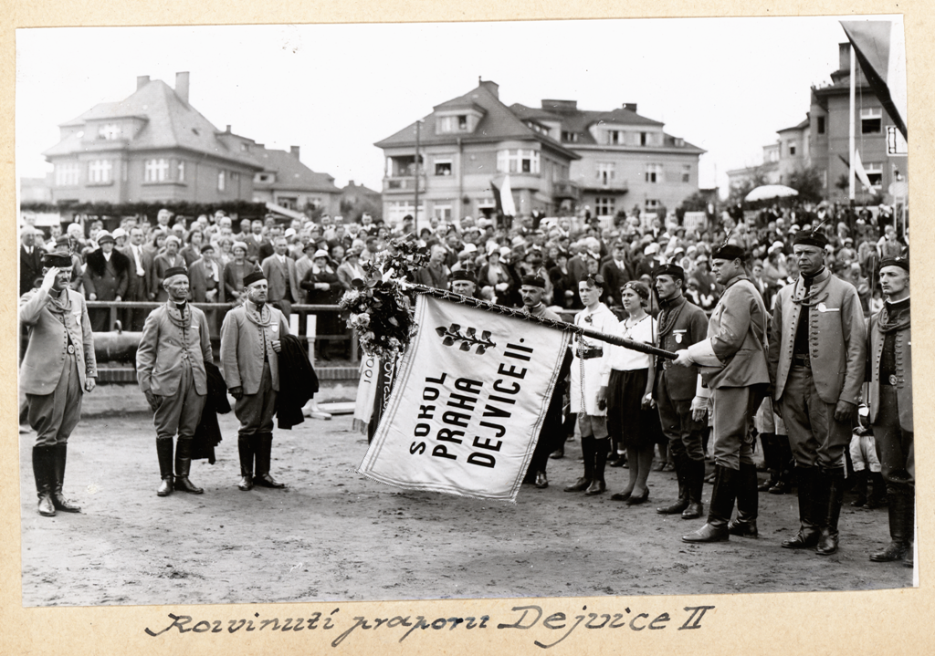 Náhledový obrázek Sokolské prapory - 70