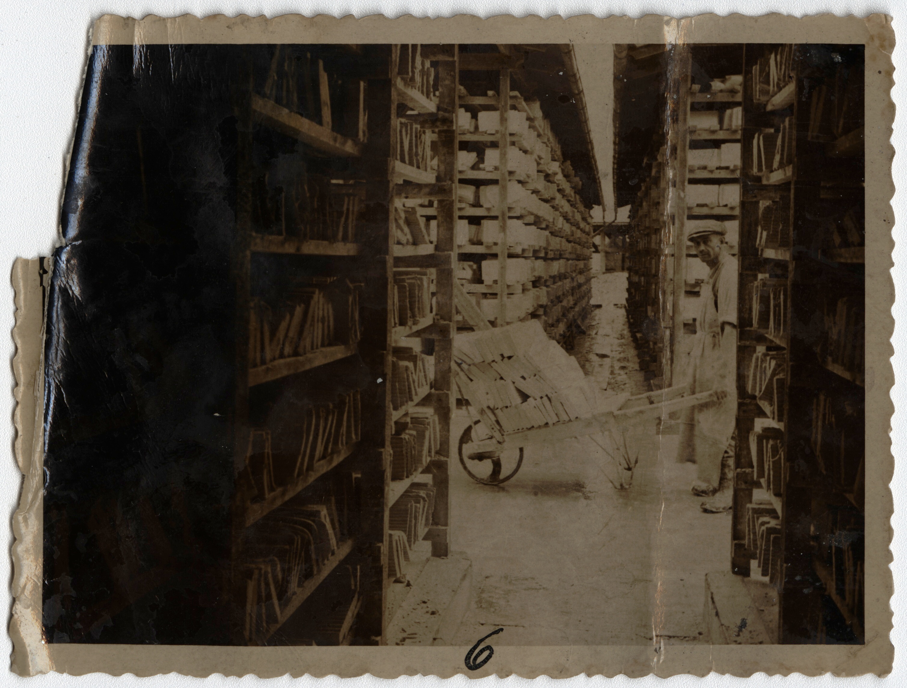 Náhledový obrázek Vidnavská šamotárna na historické fotografii (1929) - 1
