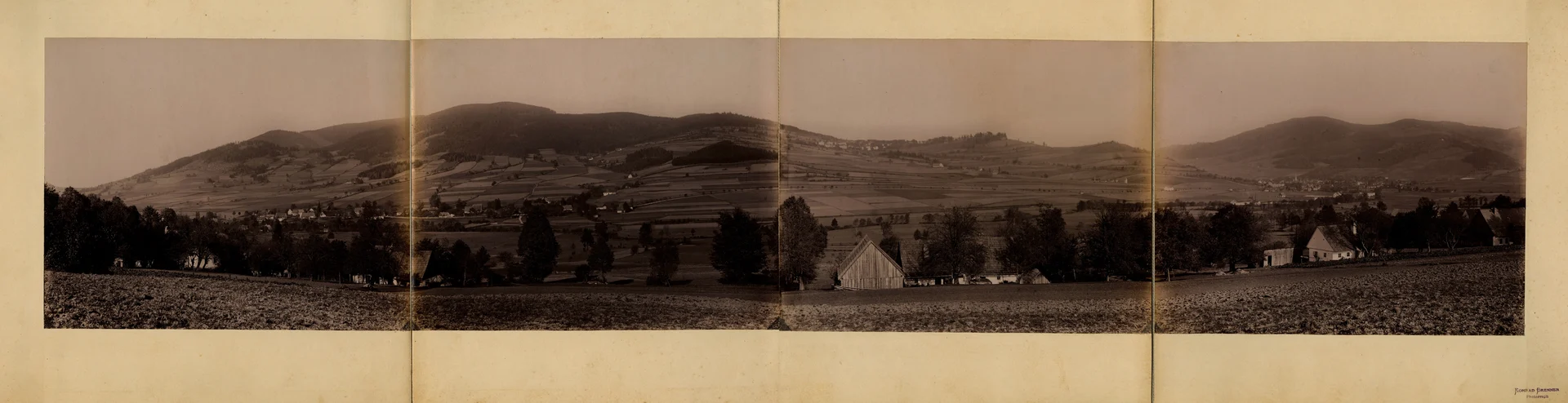 Náhledový obrázek předmětu Panoramatická fotografie okolí Jeseníku