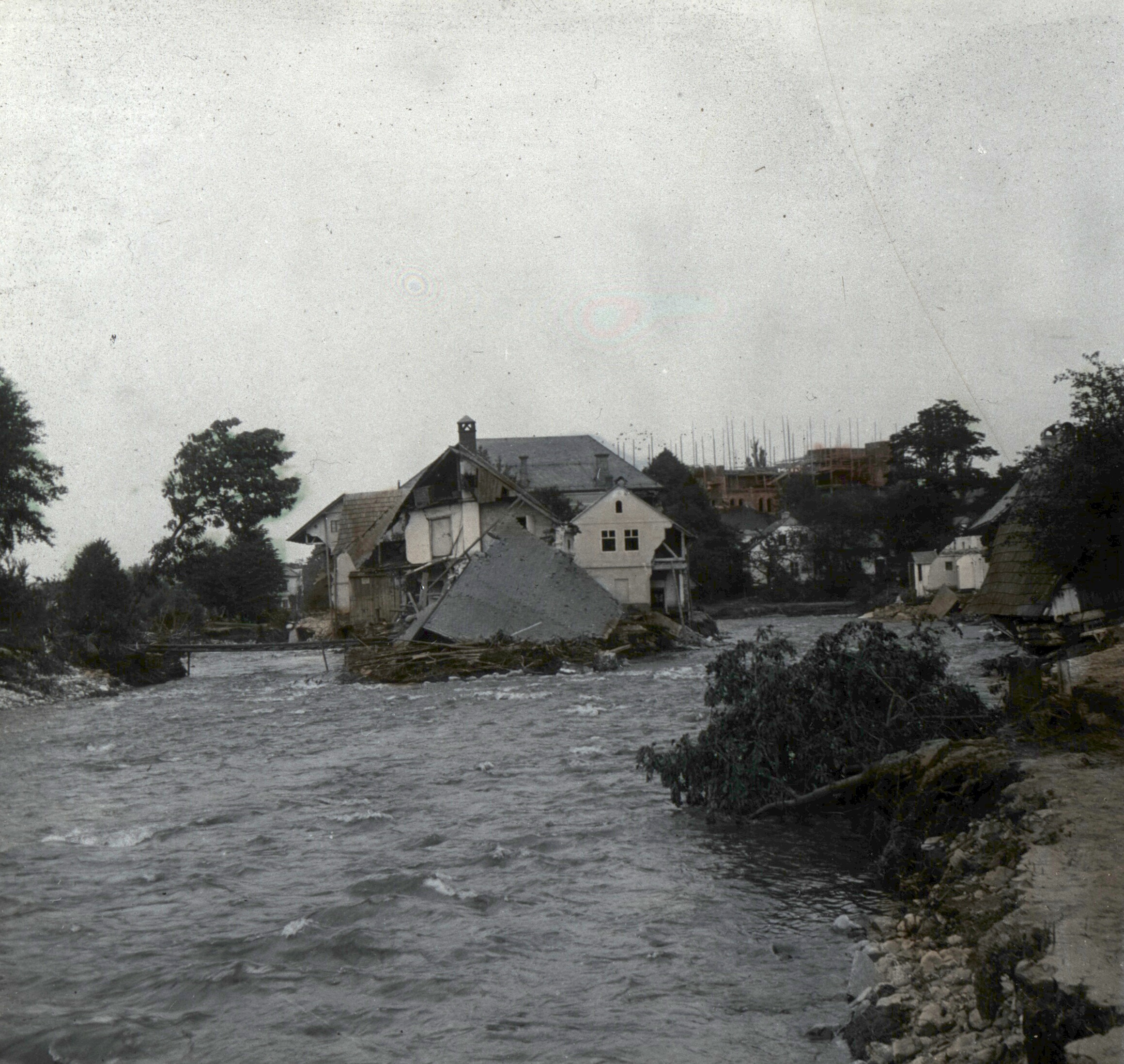 Náhledový obrázek Povodeň r. 1903: Mikulovice (skleněný stereodiapozitiv) - 2