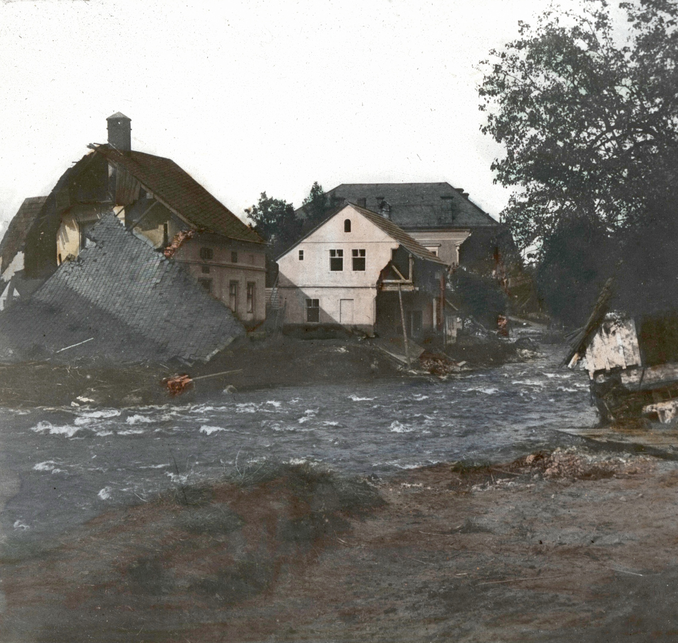 Náhledový obrázek Povodeň r. 1903: Mikulovice (skleněný stereodiapozitiv) - 2