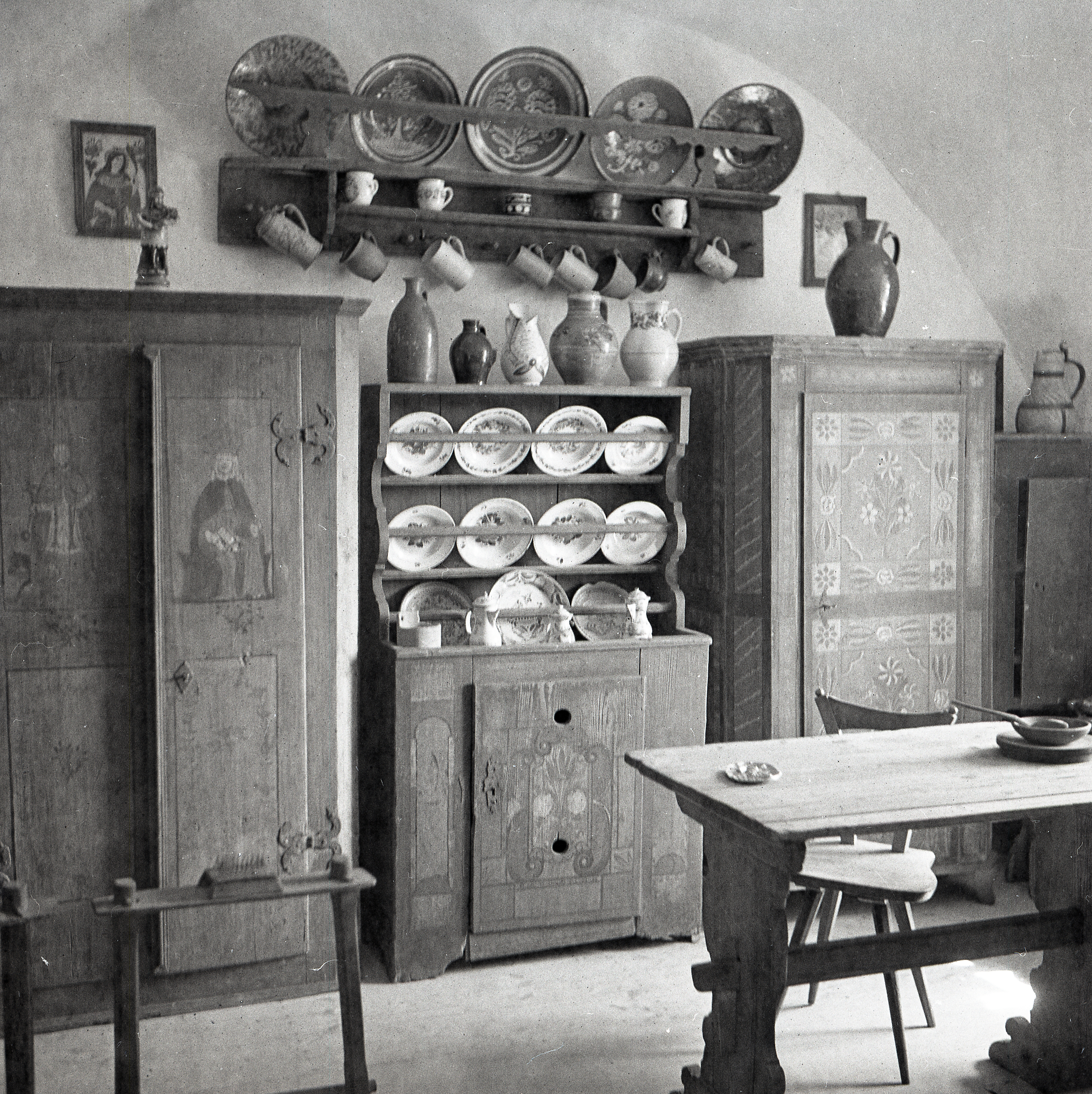Náhledový obrázek Expozice muzea do roku 1948 - selská světnička, salonek - 5