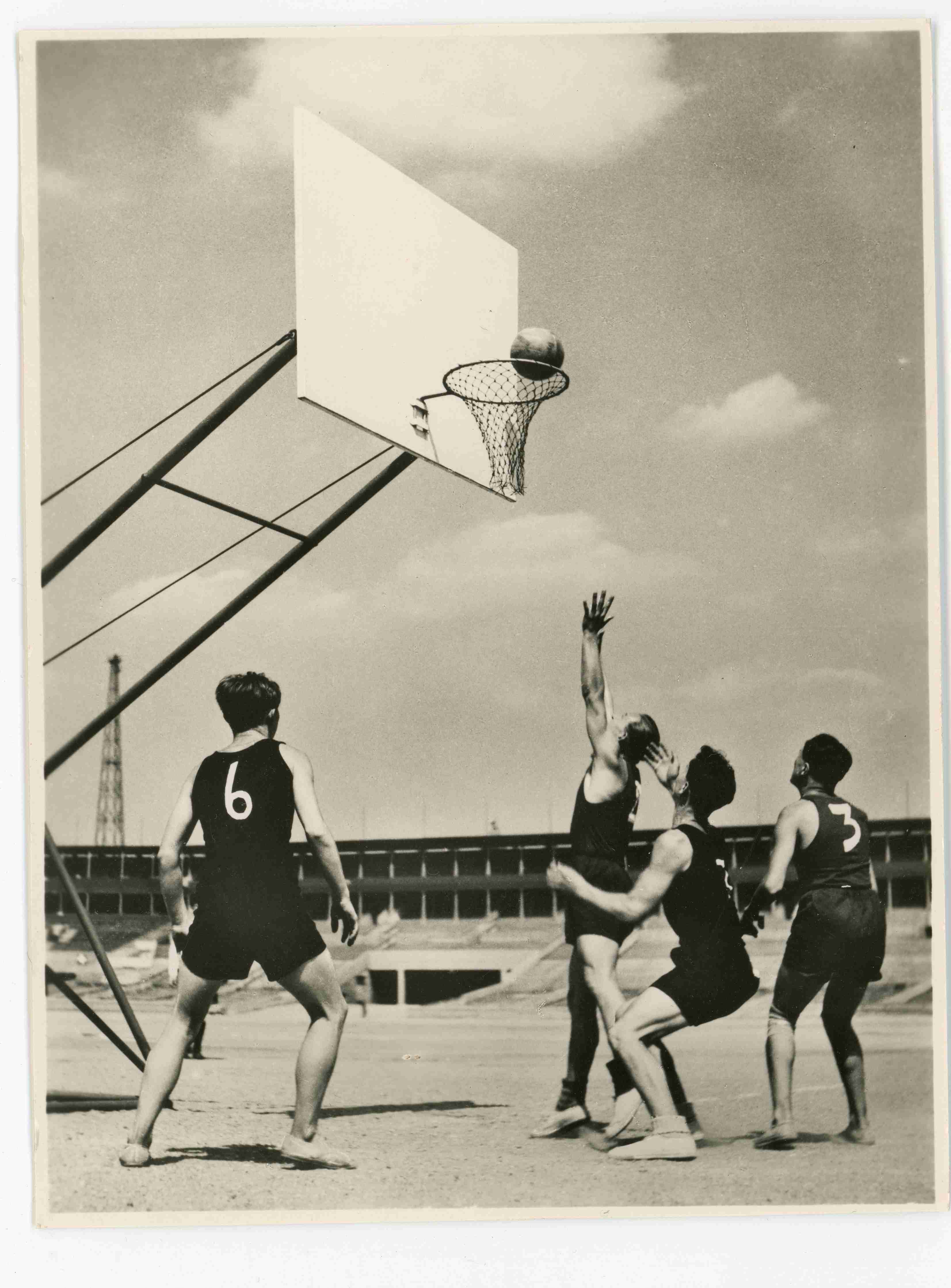 Náhledový obrázek Basketbal - 1