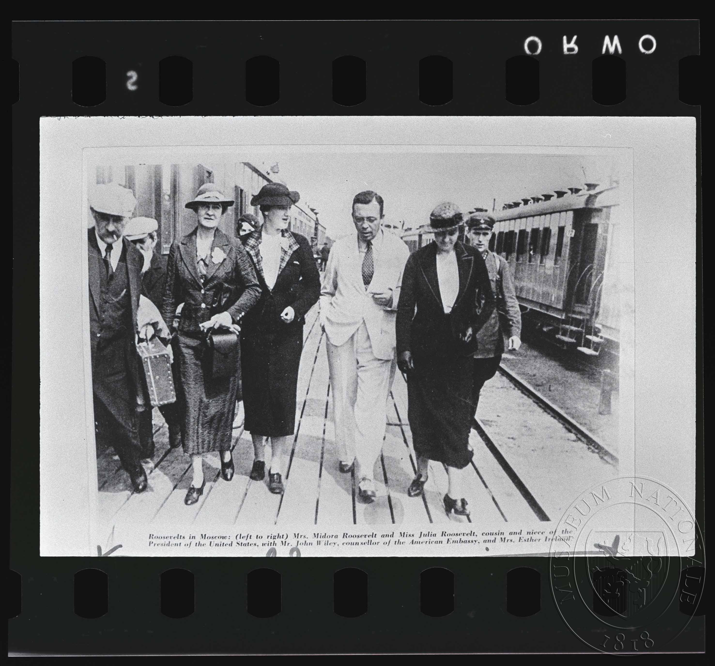 Náhledový obrázek Fotografie, Rooseveltovi v Moskvě - 1