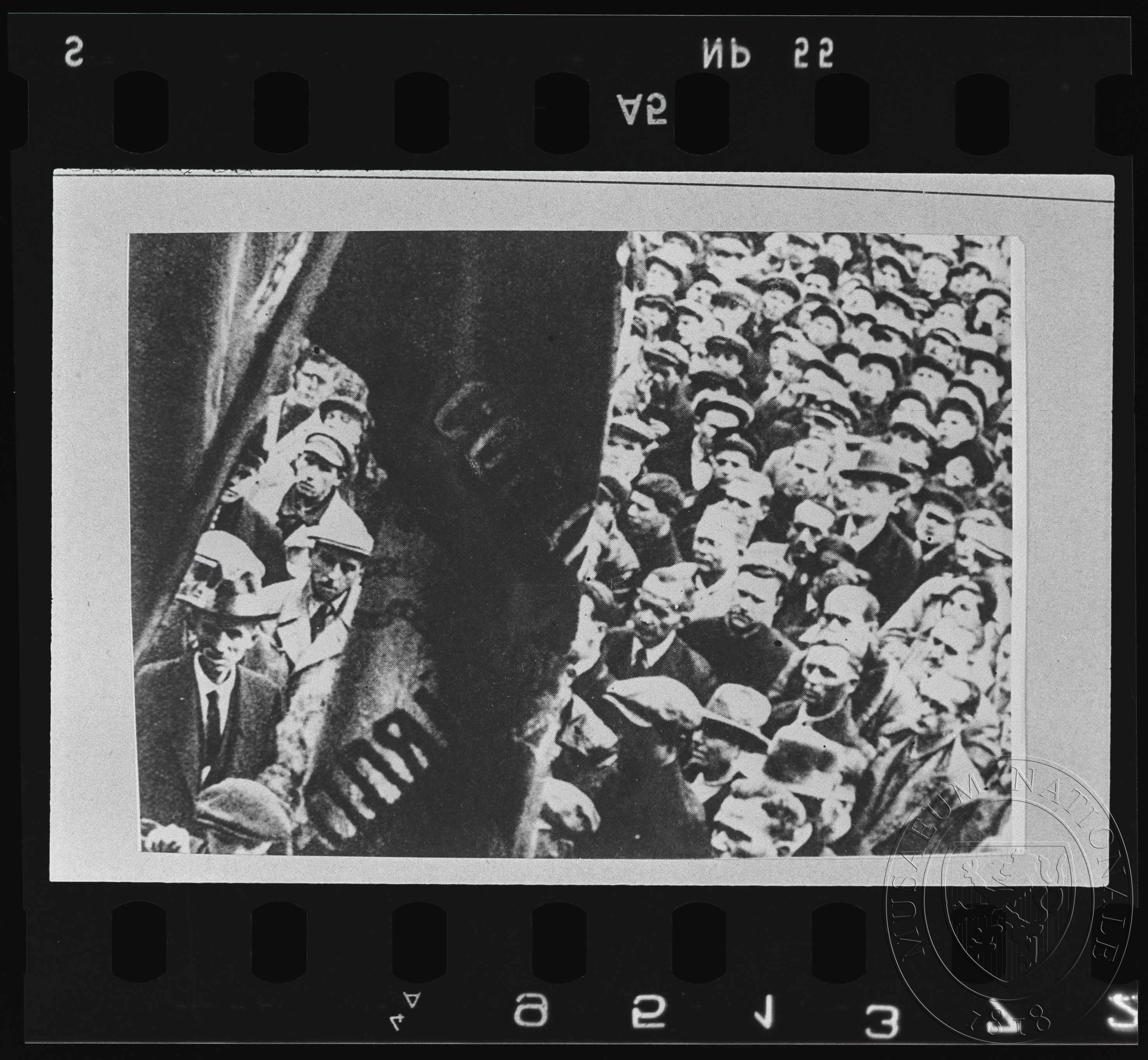 Náhledový obrázek Fotografie, protestní shromáždění - 1