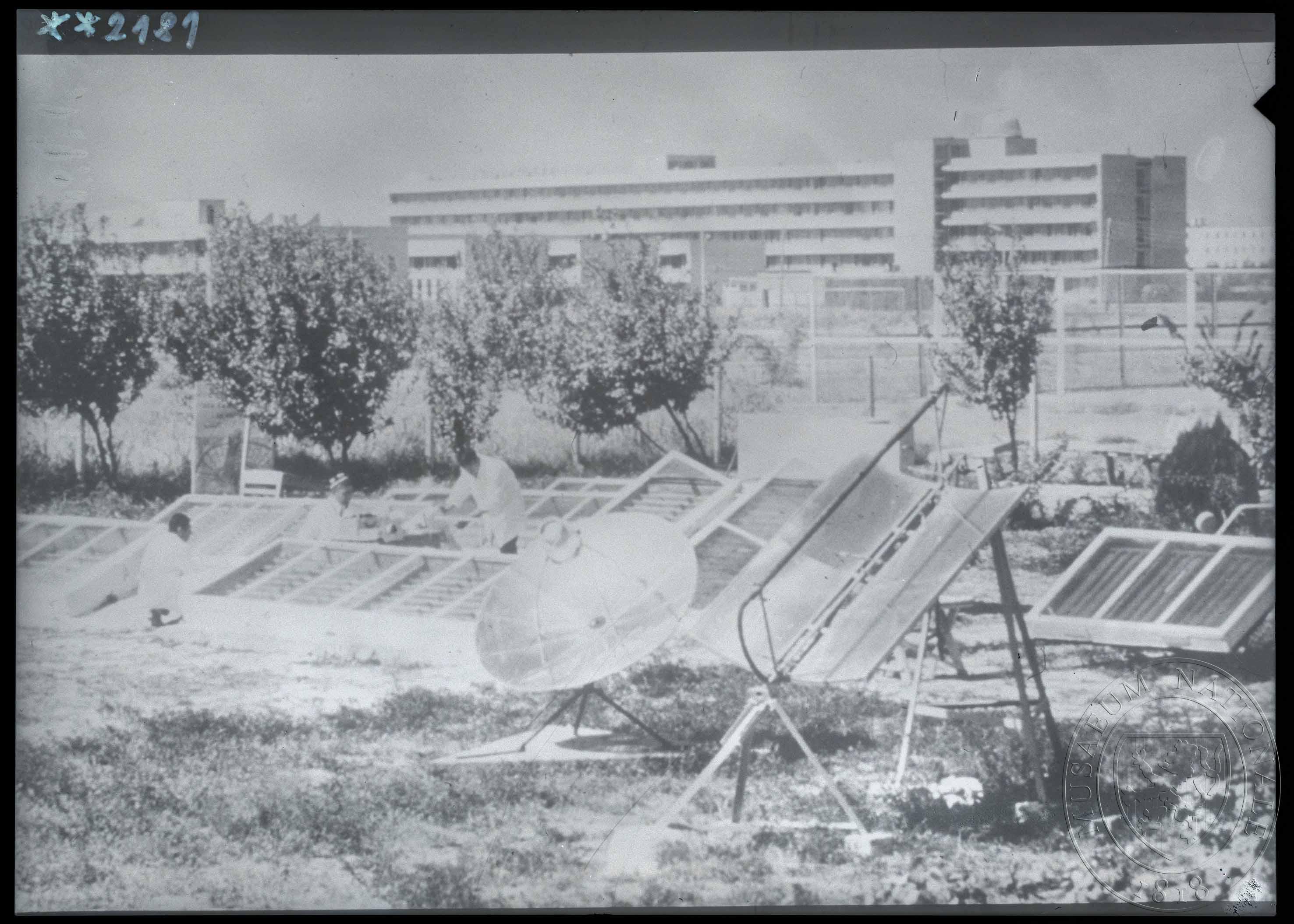 Náhledový obrázek Fotografie, satelitní přijímače - 1