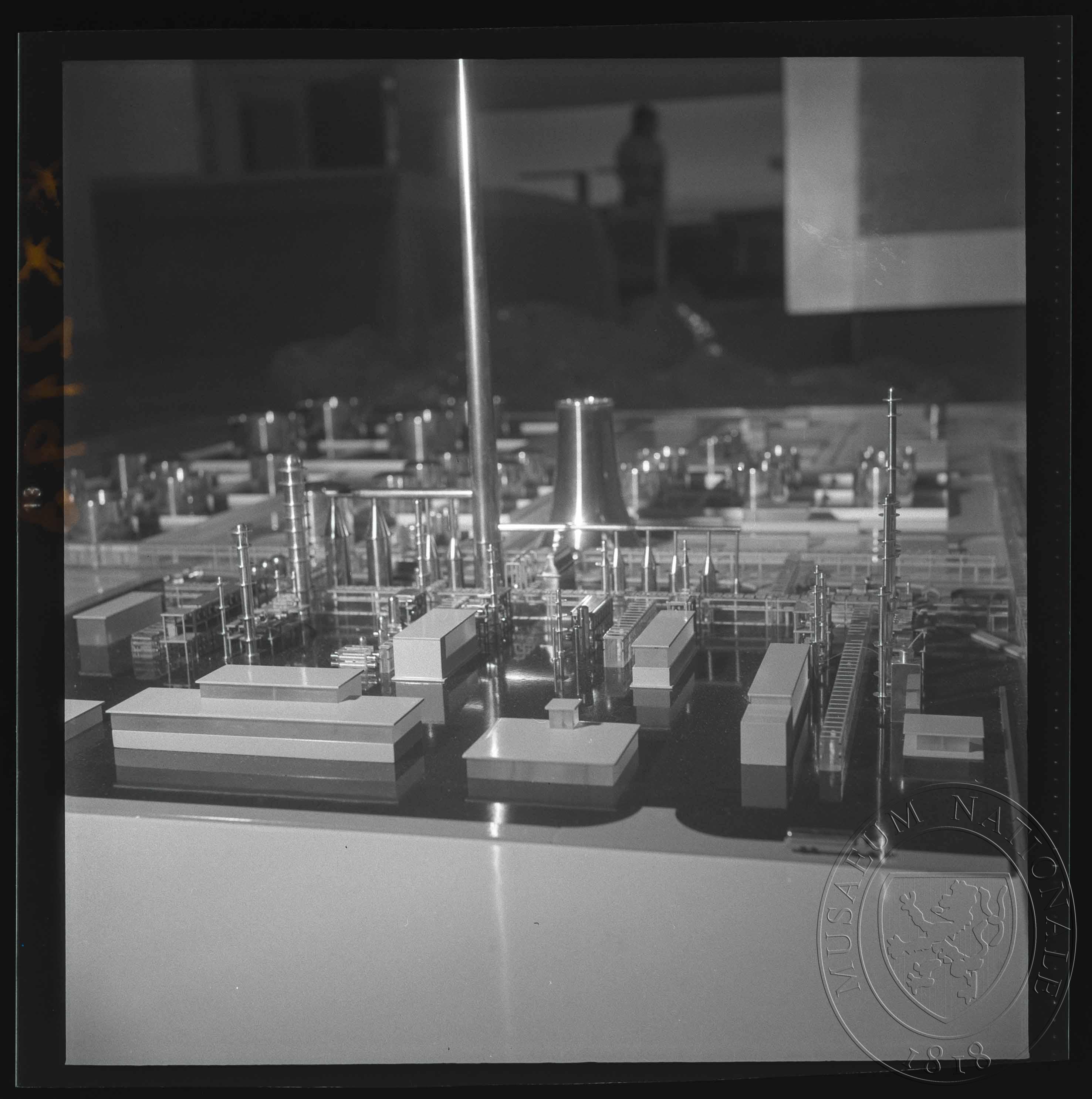 Náhledový obrázek Fotografie, model elektrárny - 1