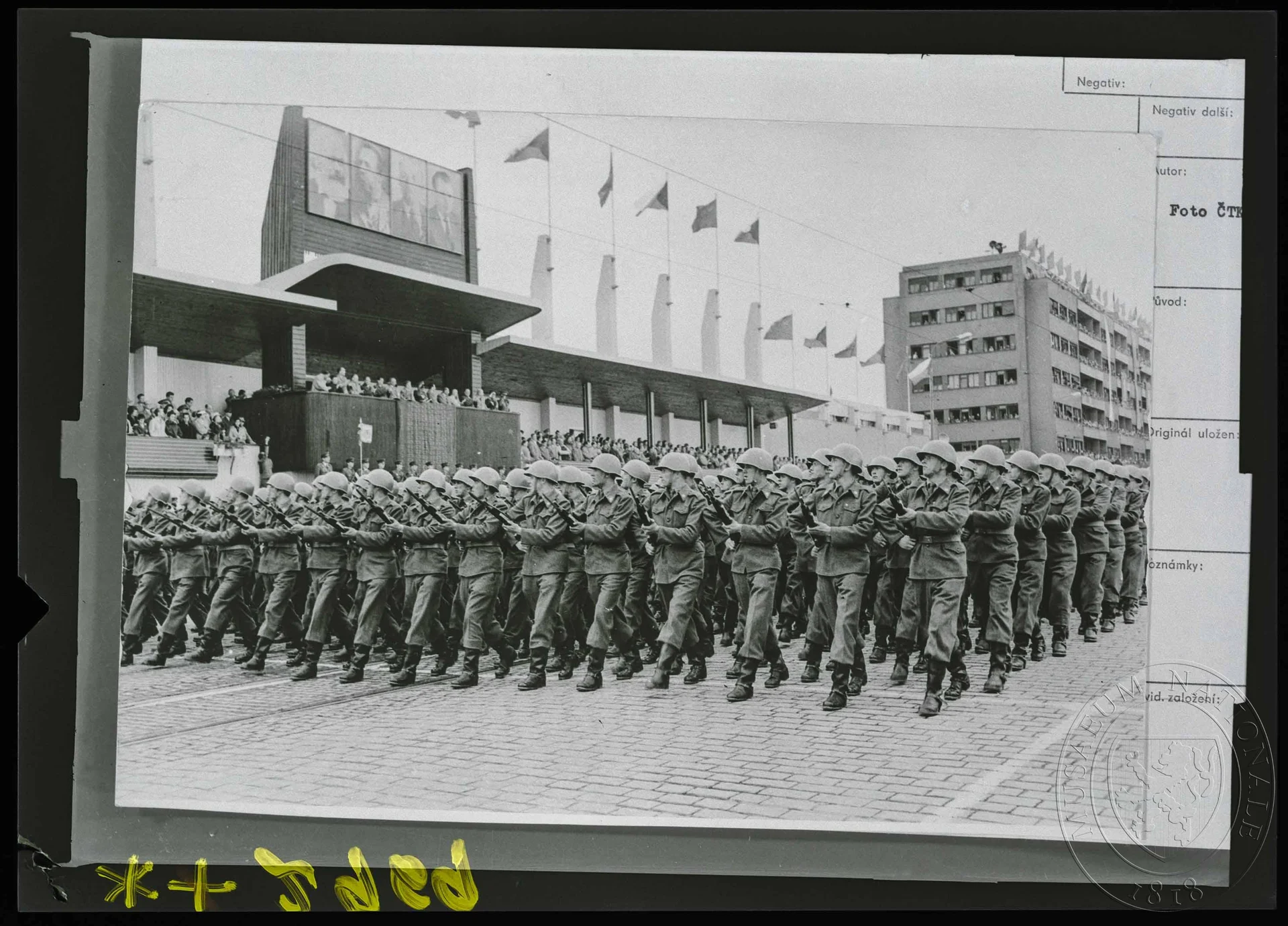 Obrázek Fotografie, vojenská přehlídka