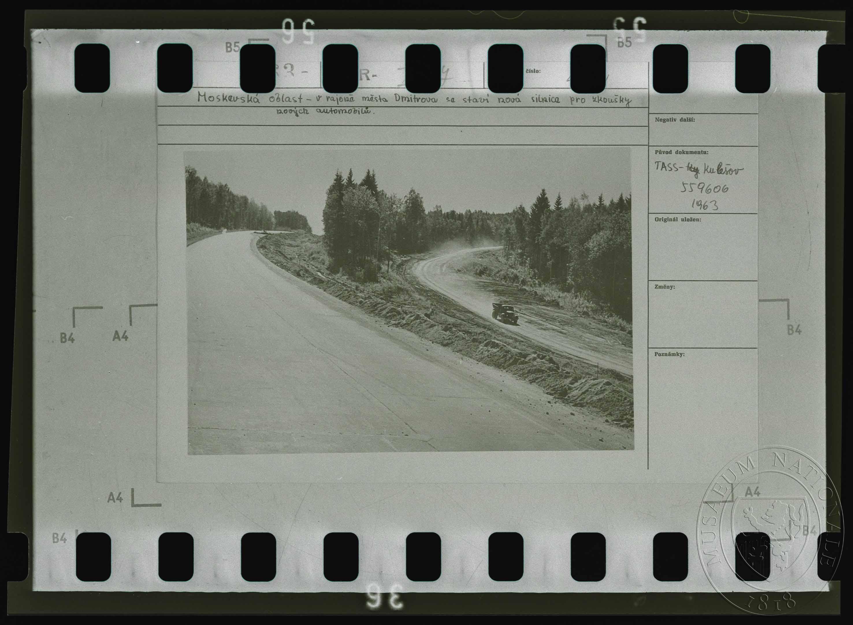 Náhledový obrázek Fotografie, stavba silnice - 1