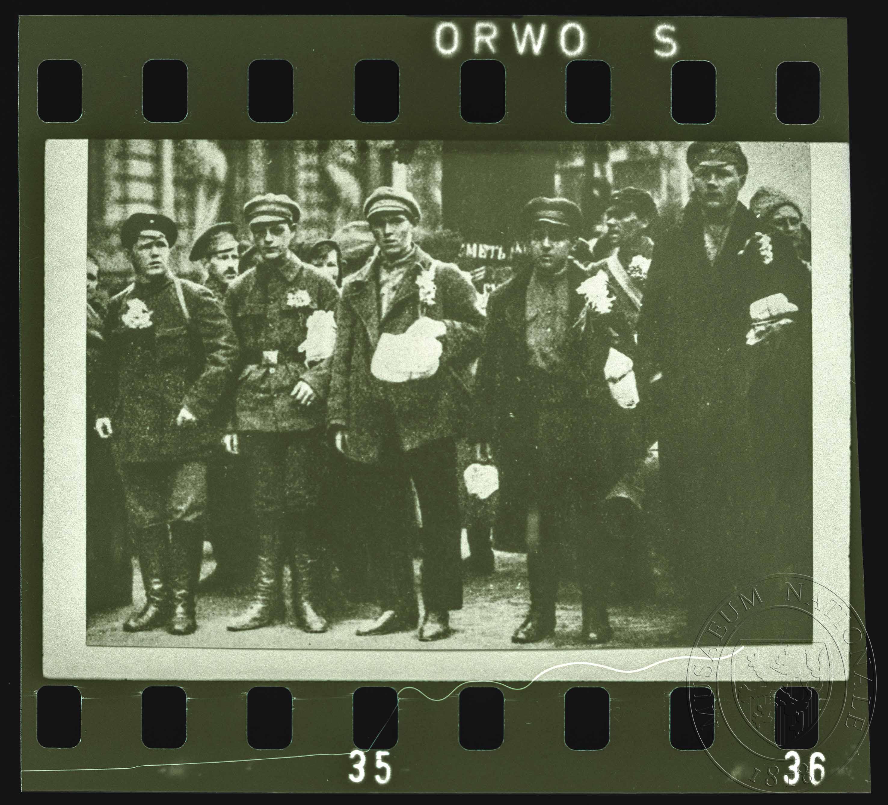 Náhledový obrázek Fotografie, skupina vojáků - 1