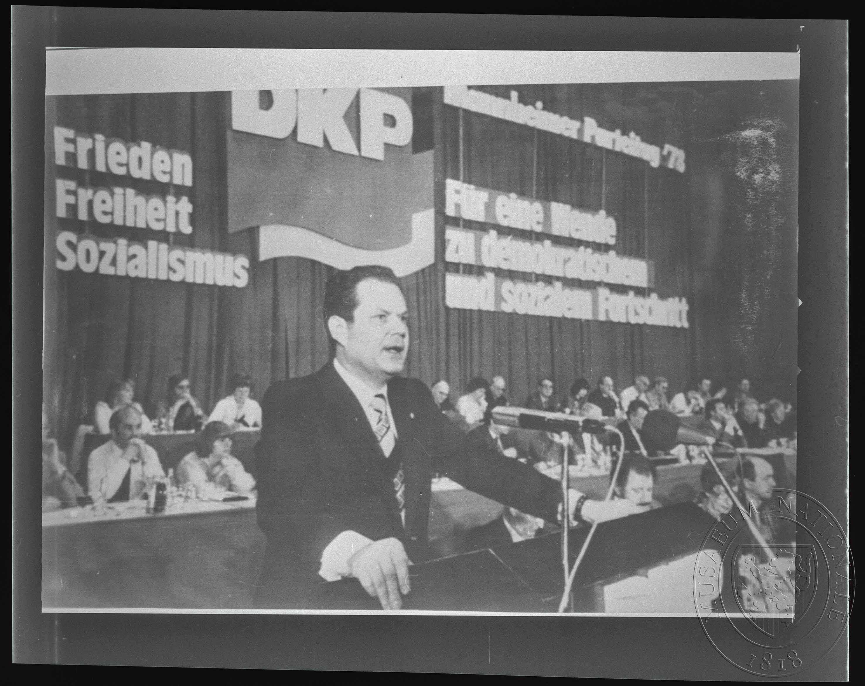 Náhledový obrázek Fotografie, Sjezd Komunistické strany SRN - 1