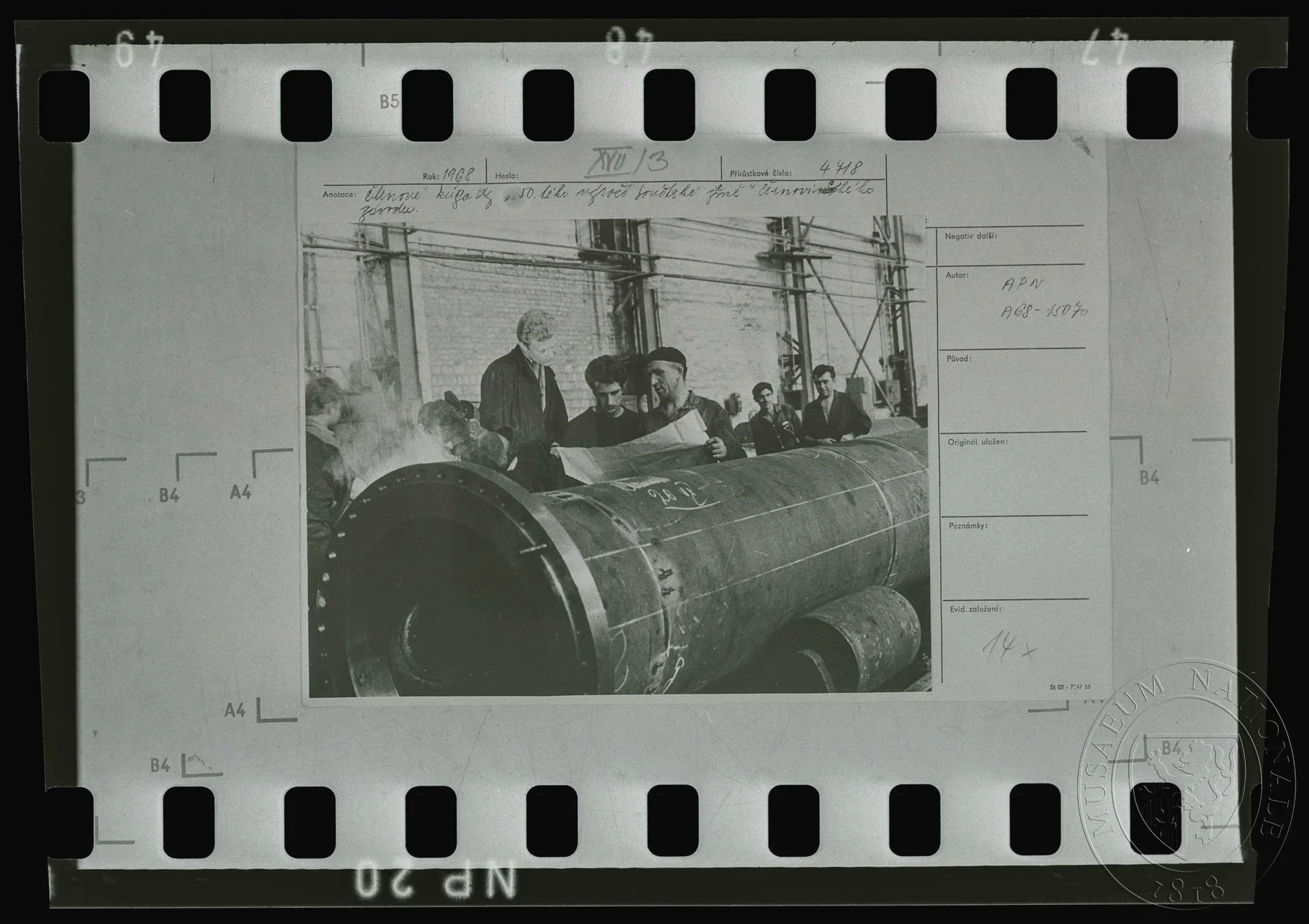 Obrázek Fotografie, transportér Maz-537