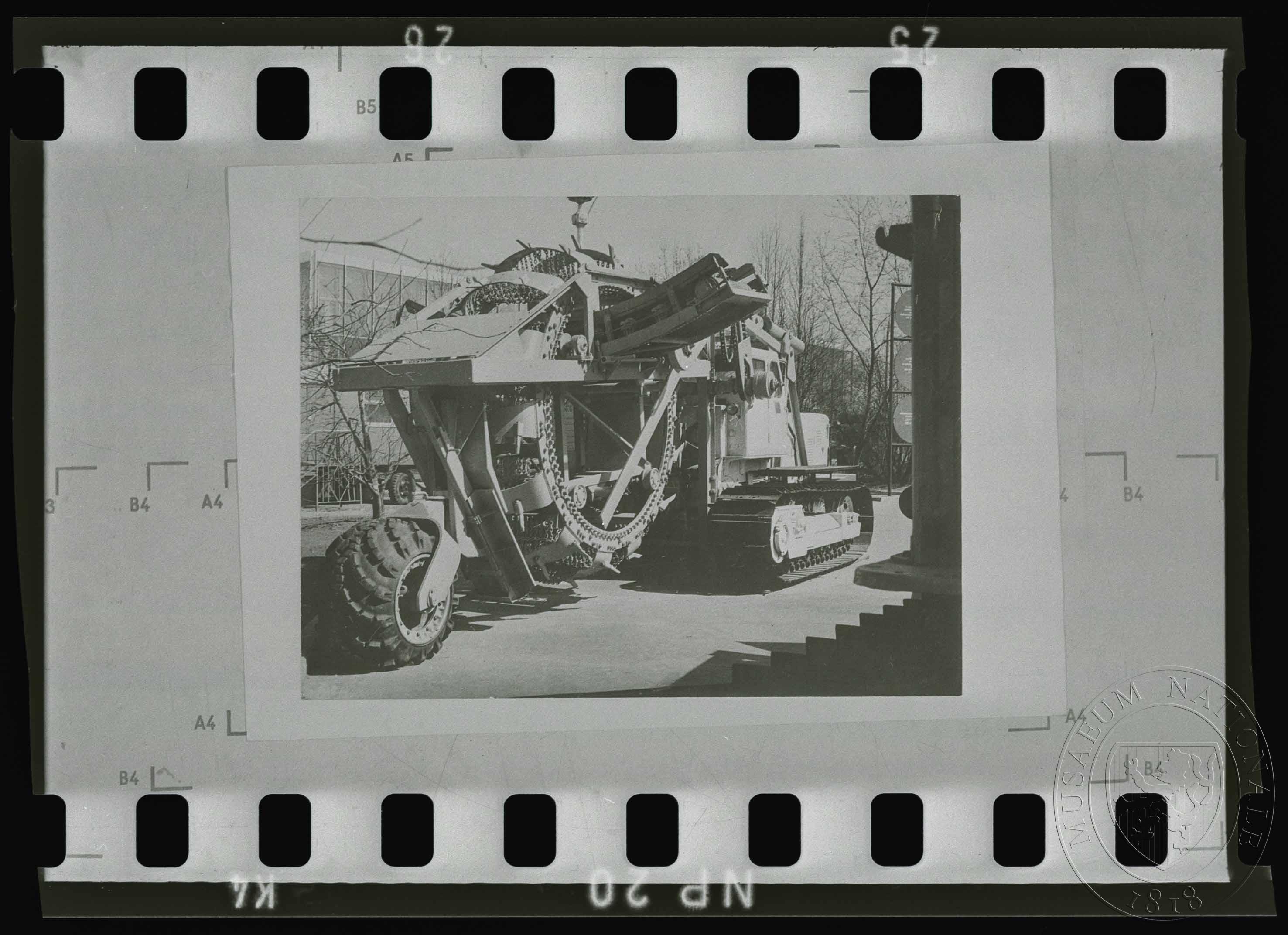 Náhledový obrázek Fotografie, těžní stroj - 1