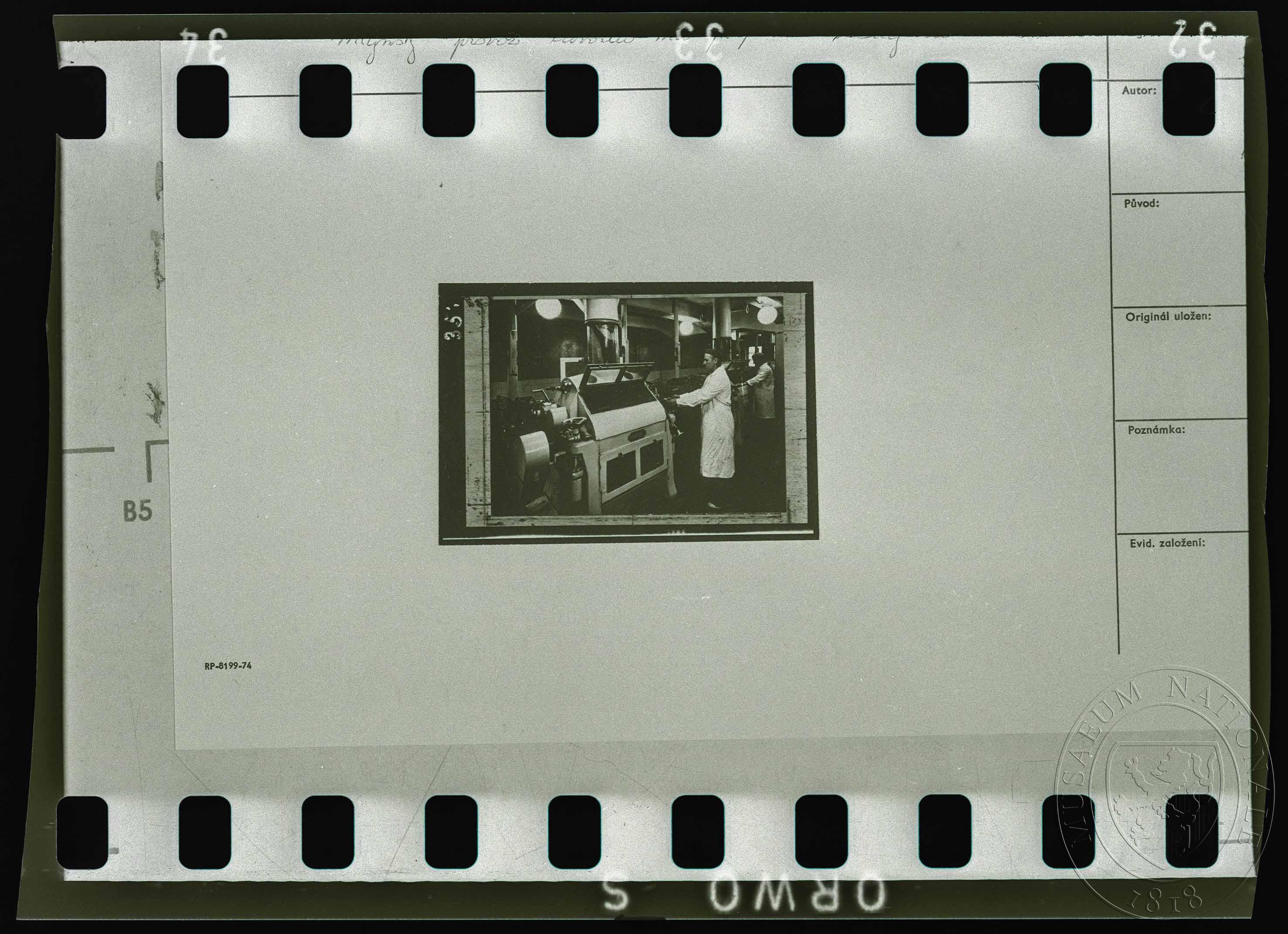 Náhledový obrázek Fotografie, mlýnský provoz - 1