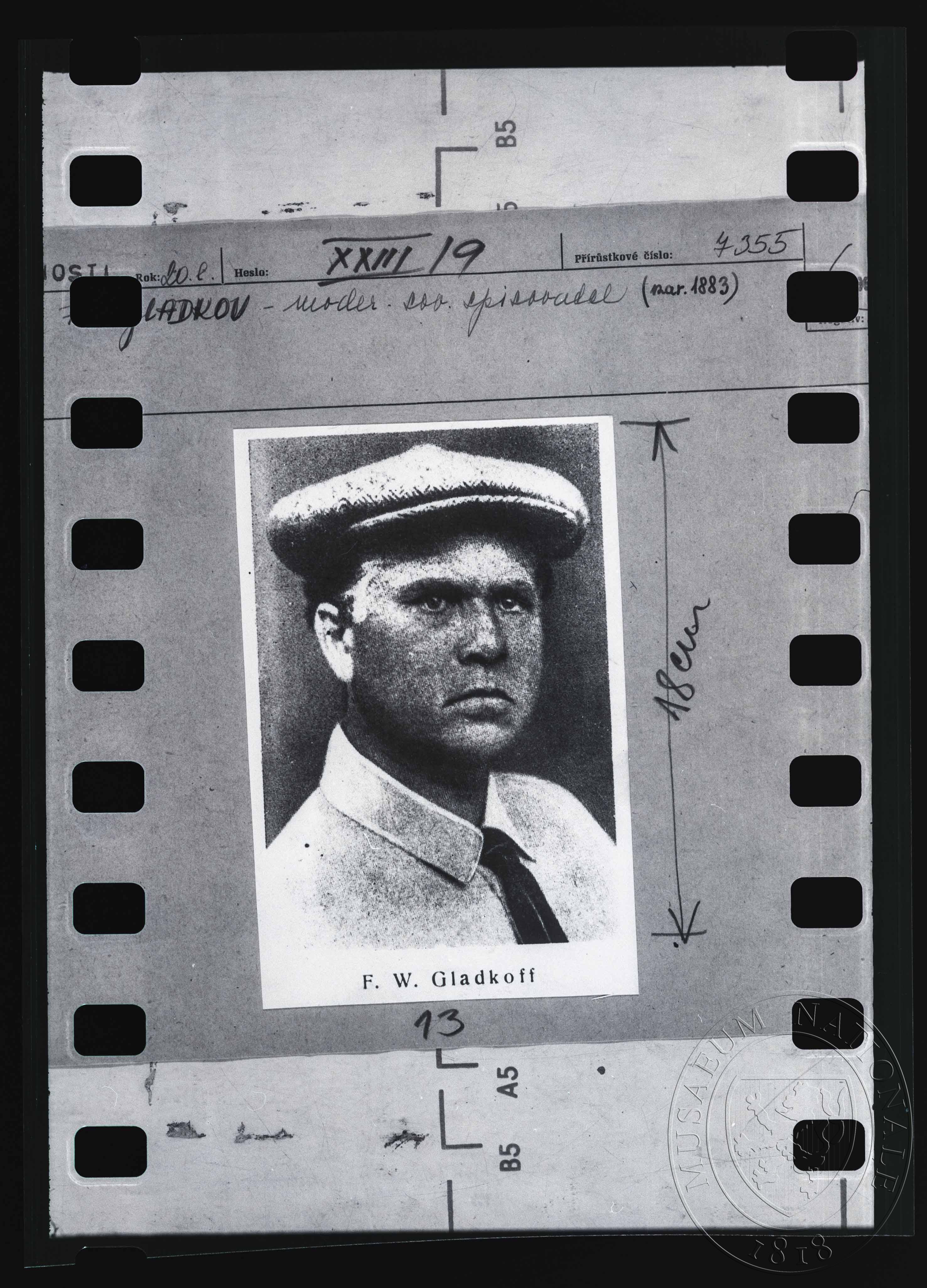 Náhledový obrázek Fotografie, Fedor Vasilľjevič Gladkov - 1