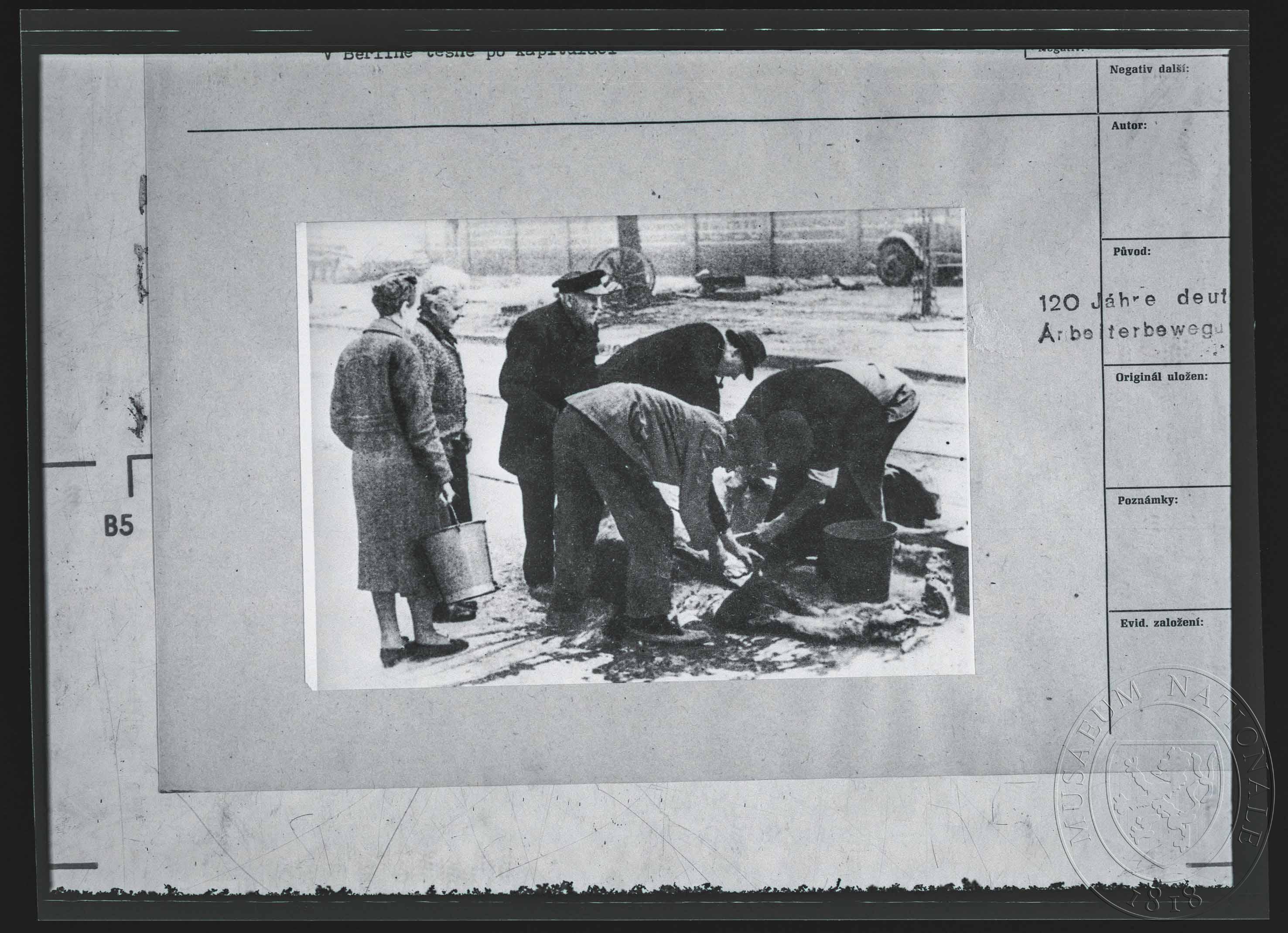 Náhledový obrázek Fotografie, Berlín po kapitulaci - 1