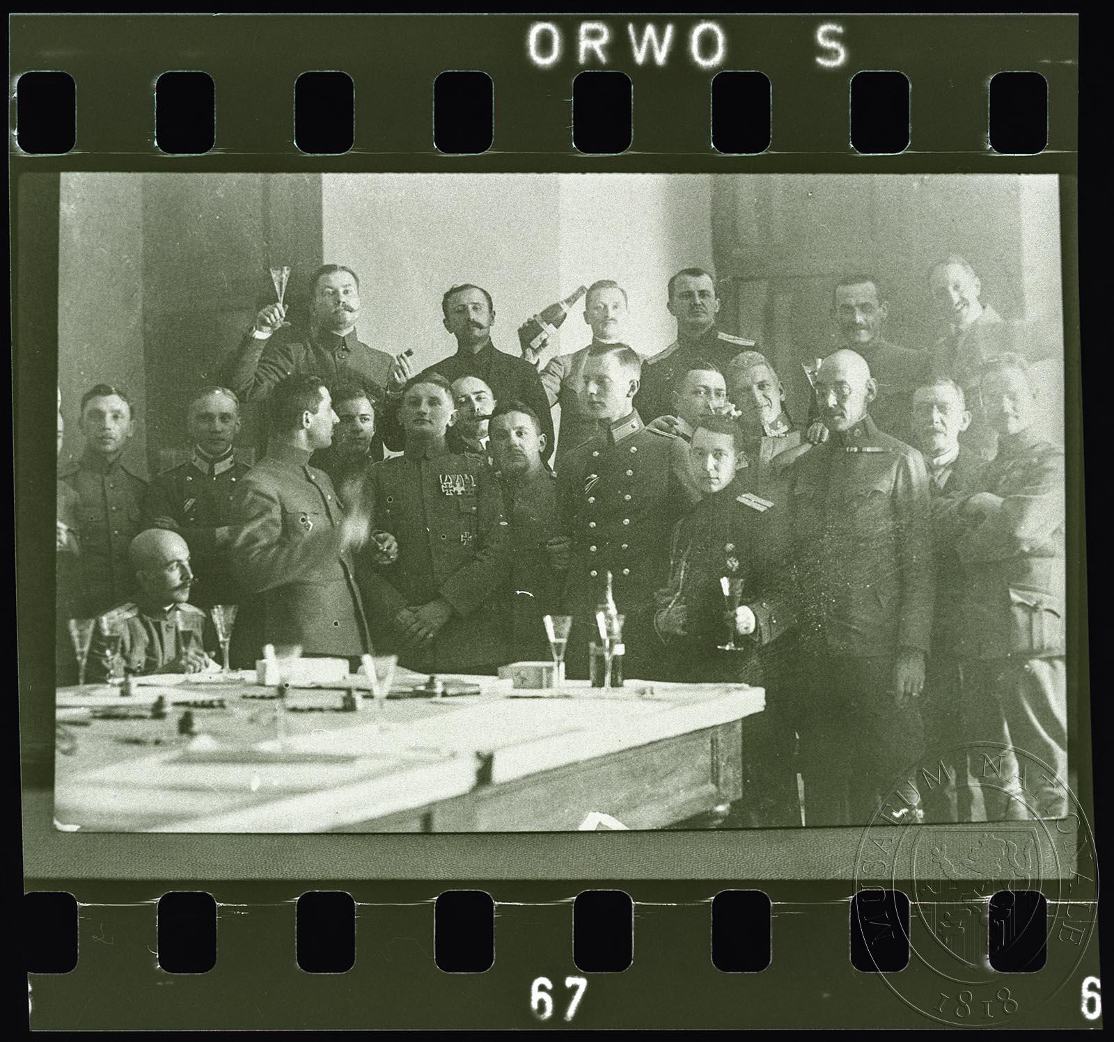 Náhledový obrázek Fotografie, jednání o Brestlitevském míru - 1