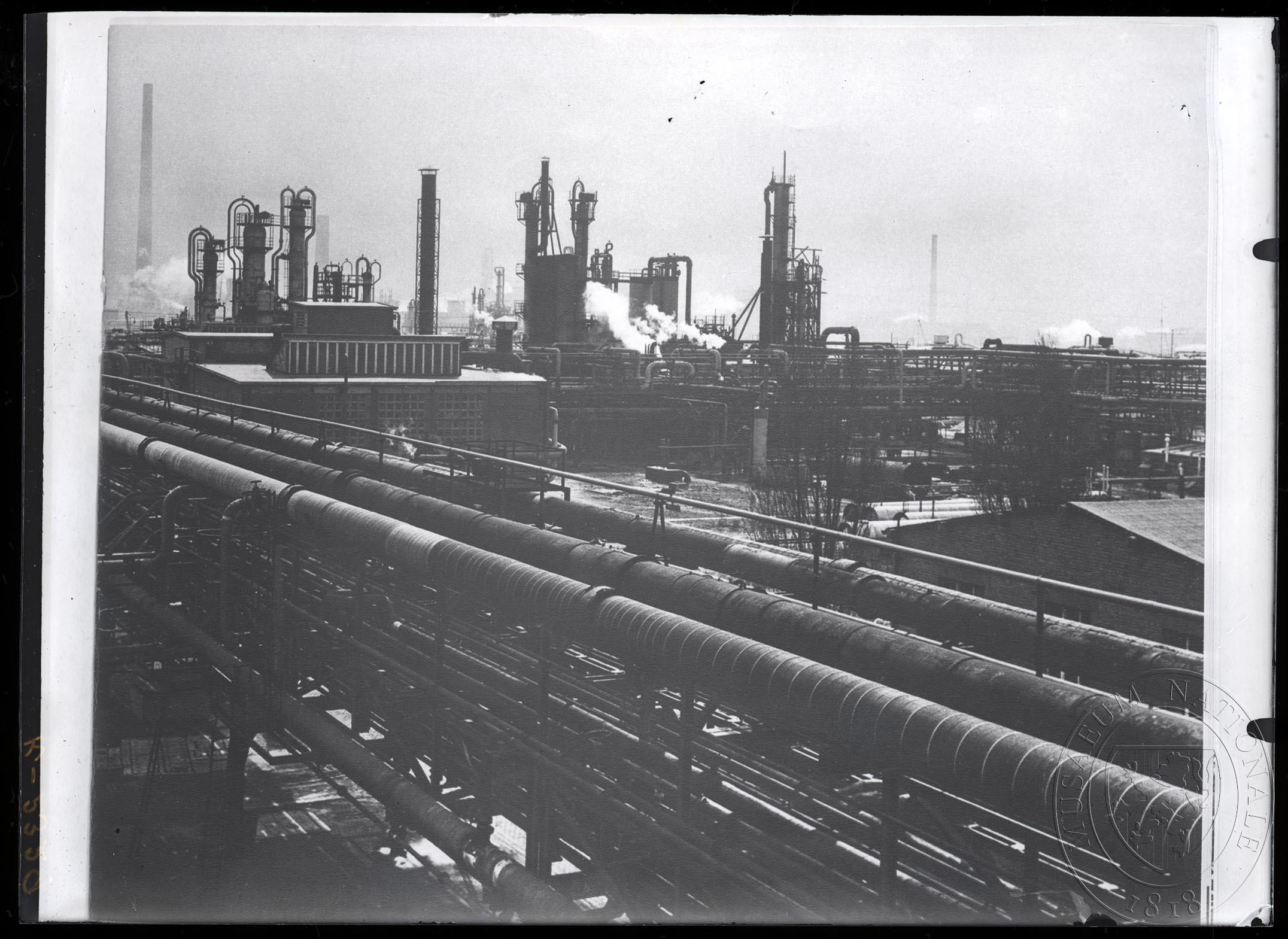 Náhledový obrázek Fotografie, industriální komplex - 1