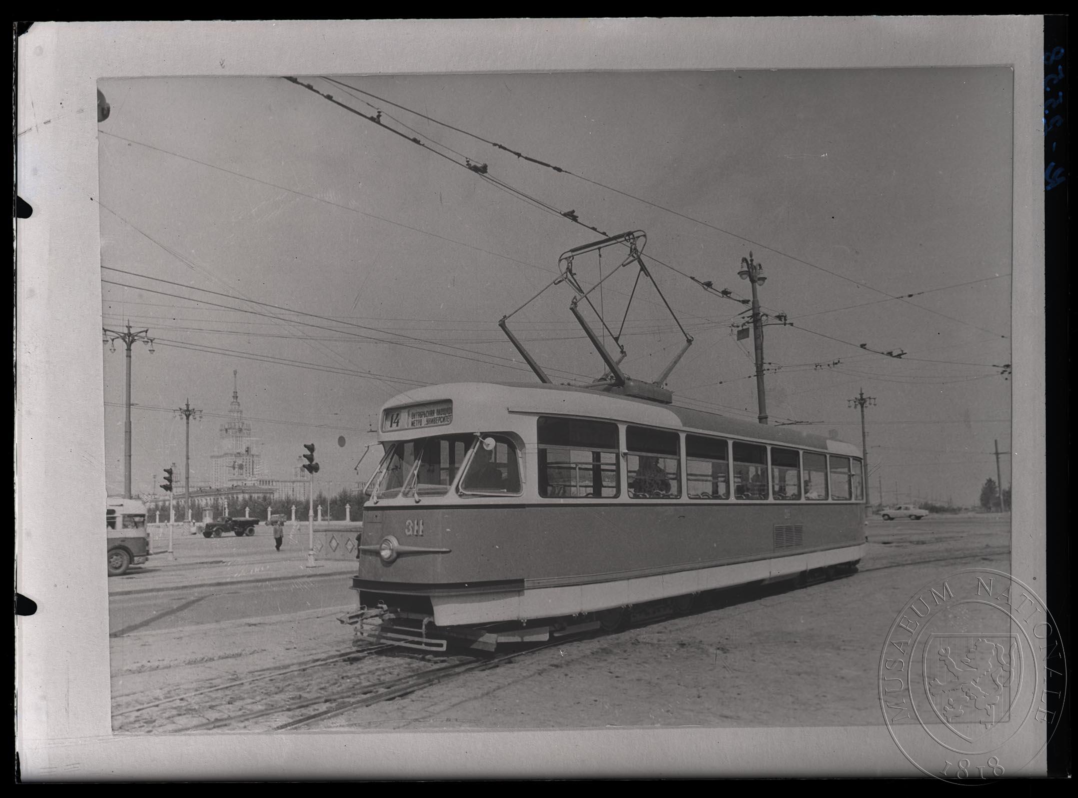 Náhledový obrázek Fotografie, tramvaj v ruské metropoli - 1